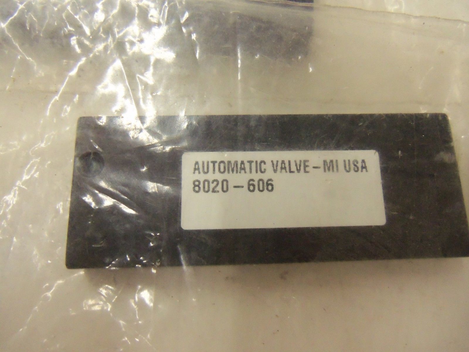 LOT OF 6 AUTOMATIC VALVE 8020-606 *NEW IN BAG*