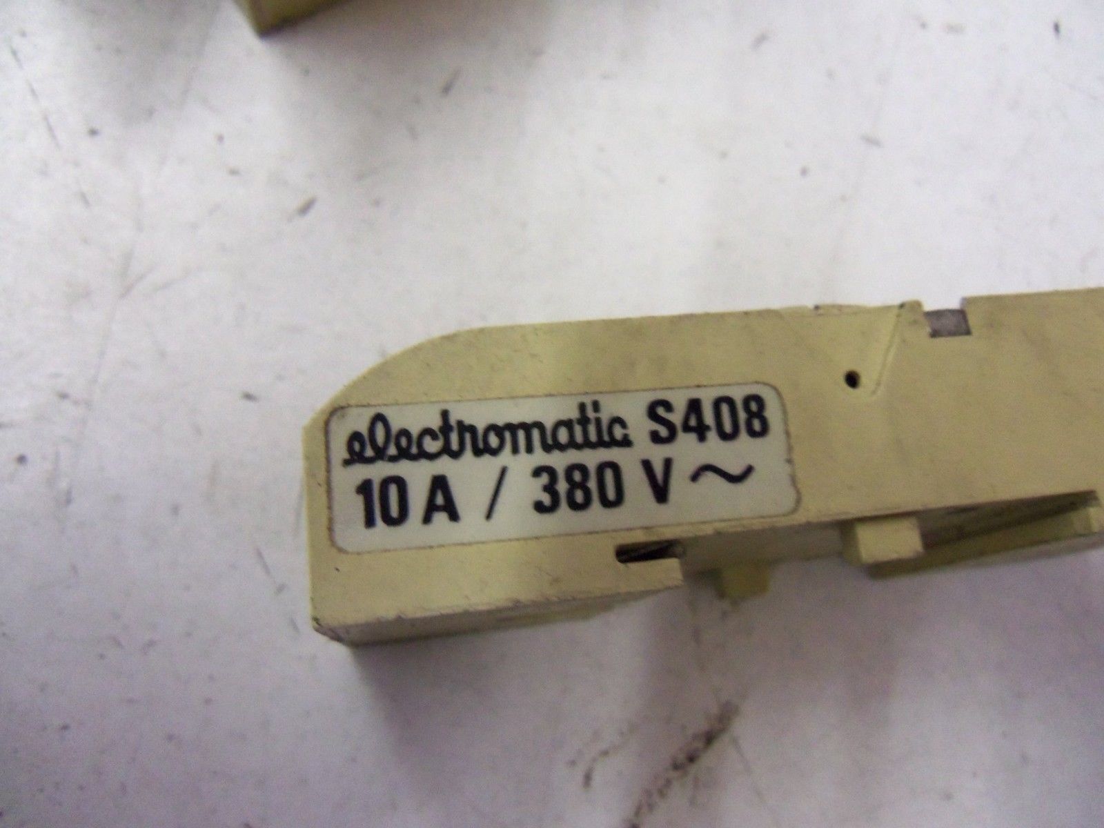 LOT OF 6 c S408 10A/380V *USED*
