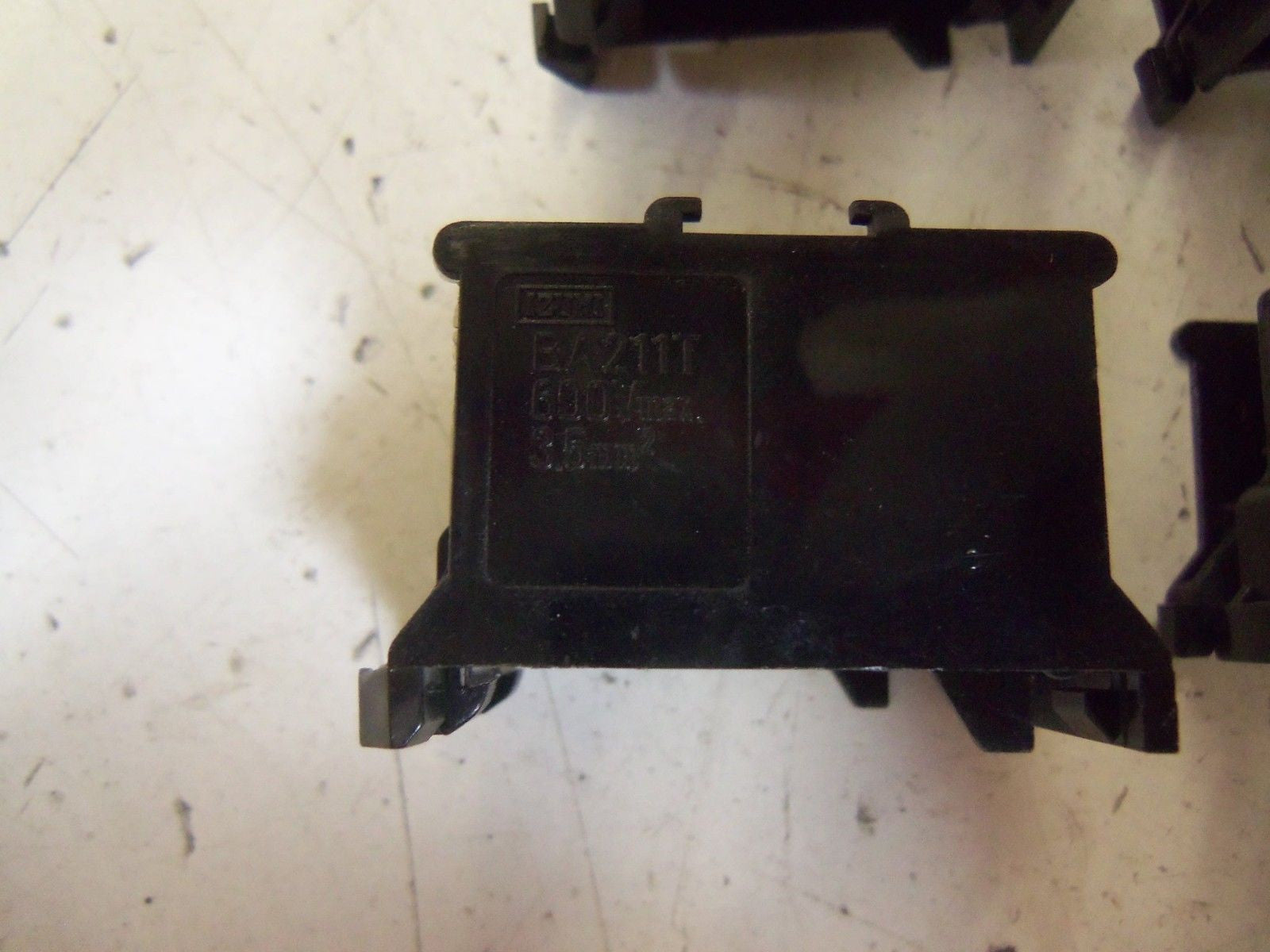 LOT OF 6 IZUMI BA211T *NEW NO BOX*
