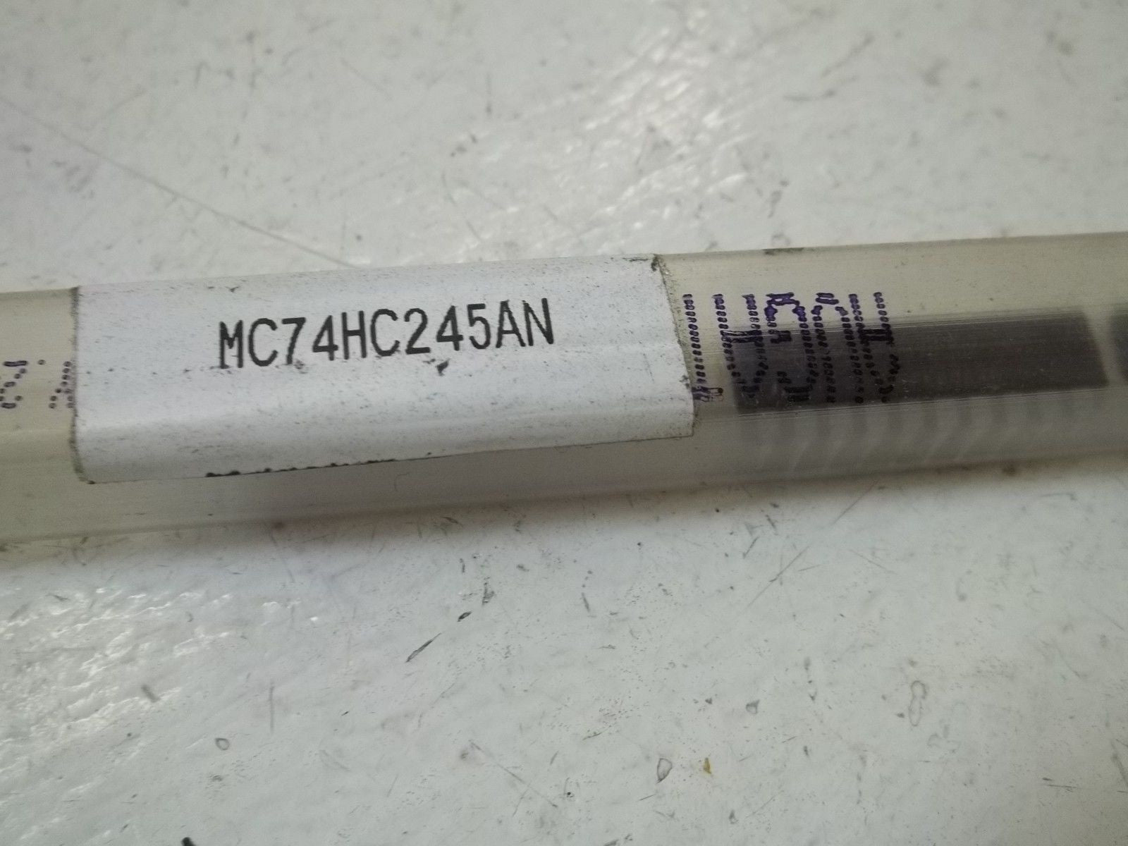 LOT OF 6 MC74HC245AN *NEW IN BOX*