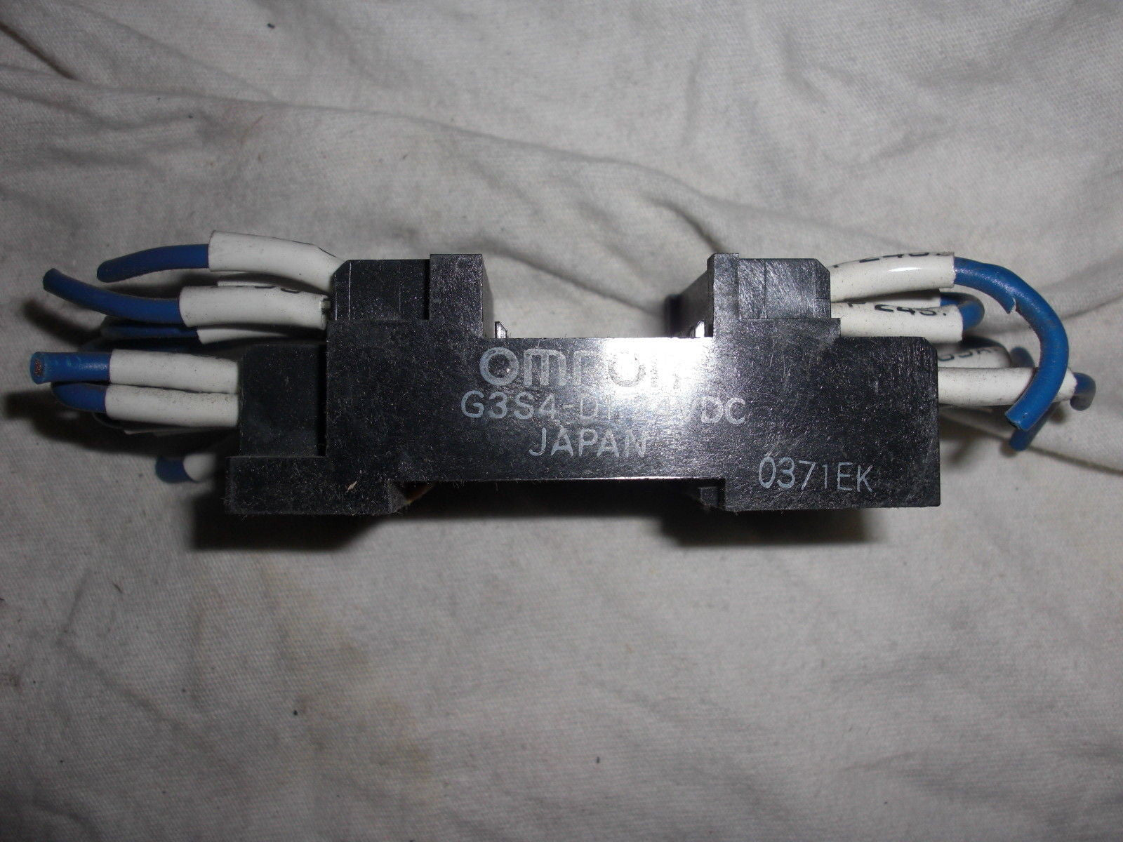 LOT OF 6 OMRON G3S4-D1 24VDC *USED*