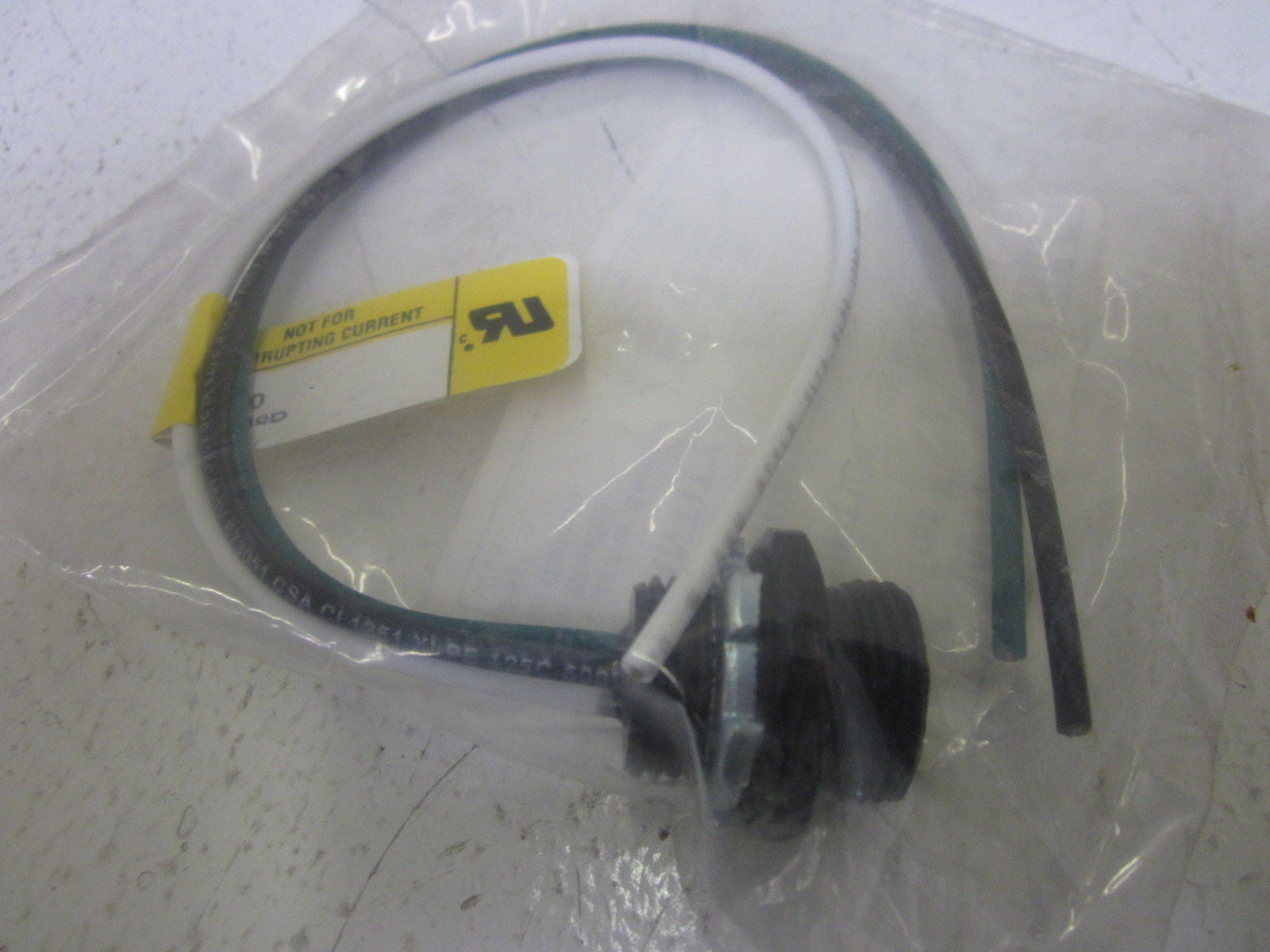 LOT OF 6 TPC WIRE & CABLE 84300 *NEW IN A FACTORY BAG*