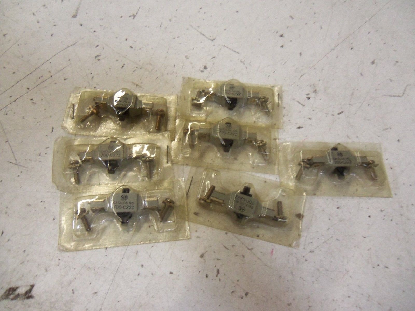 LOT OF 7 ALLEN BRADLEY 700-C22Z *NEW NO BOX*