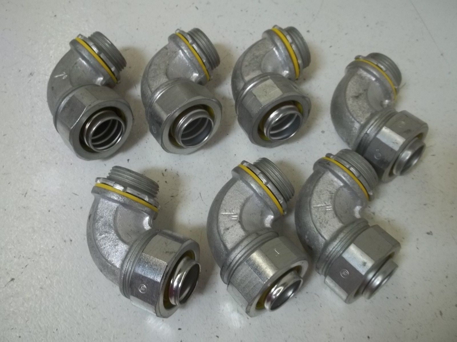 LOT OF 7 CROUSE-HINDS LT10090 90 DEGREE ANGLE MALE CONNECTOR 1" *NEW IN BOX*