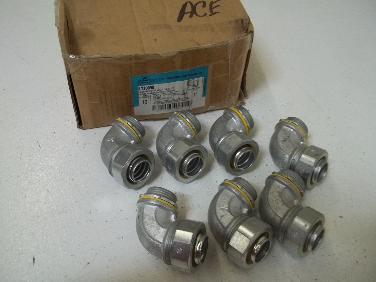 LOT OF 7 CROUSE-HINDS LT10090 90 DEGREE ANGLE MALE CONNECTOR 1" *NEW IN BOX*