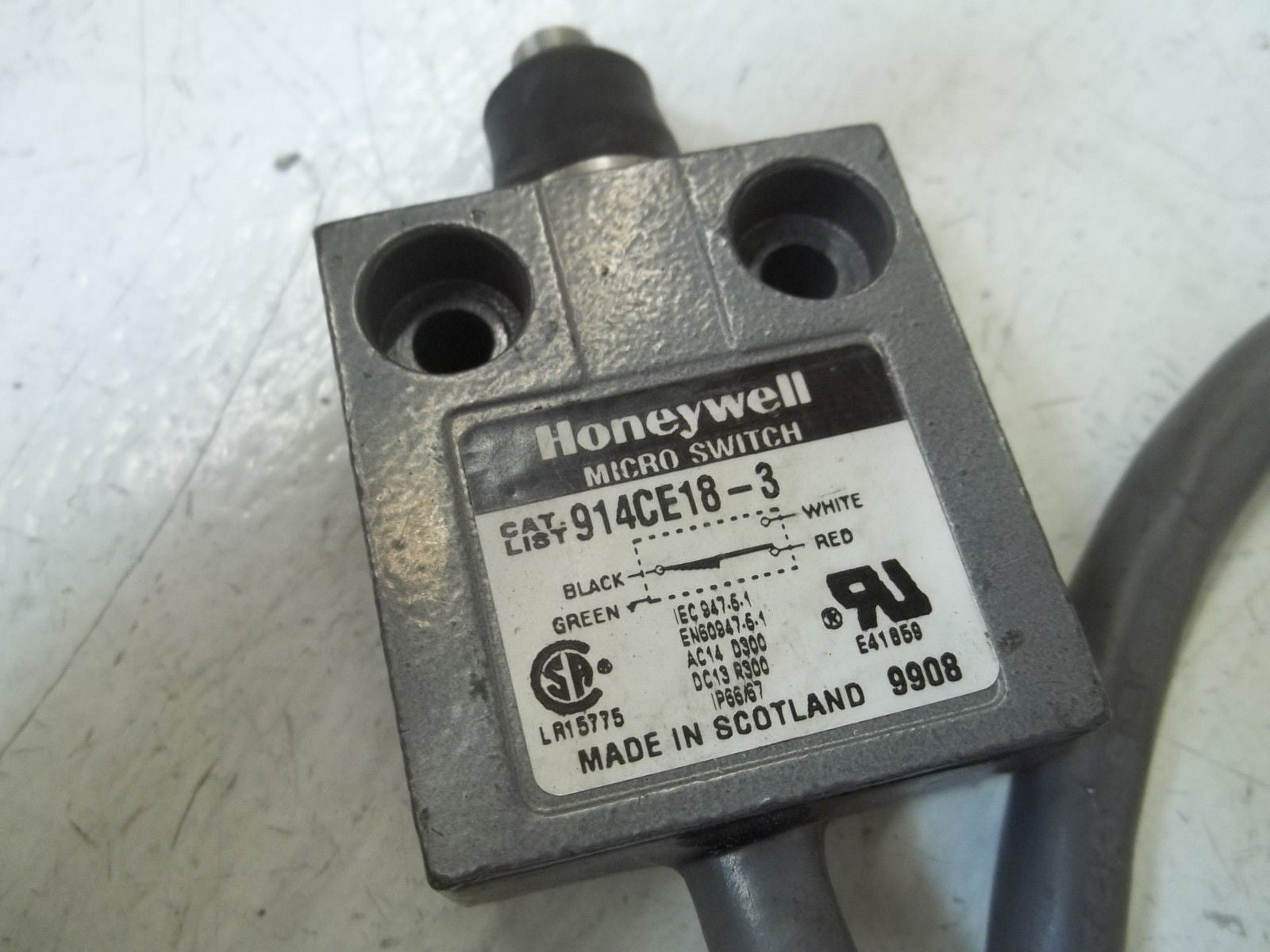LOT OF 7 HONEYWELL 914CE18-3 *USED*