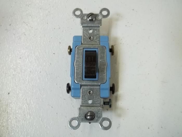 LOT OF 7 LEVITON 1102-2 TOGGLE SWITCH *NEW IN BOX*