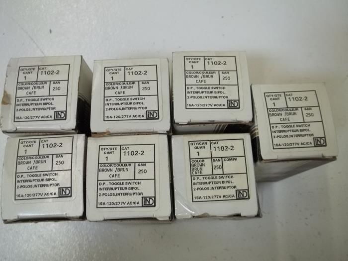 LOT OF 7 LEVITON 1102-2 TOGGLE SWITCH *NEW IN BOX*