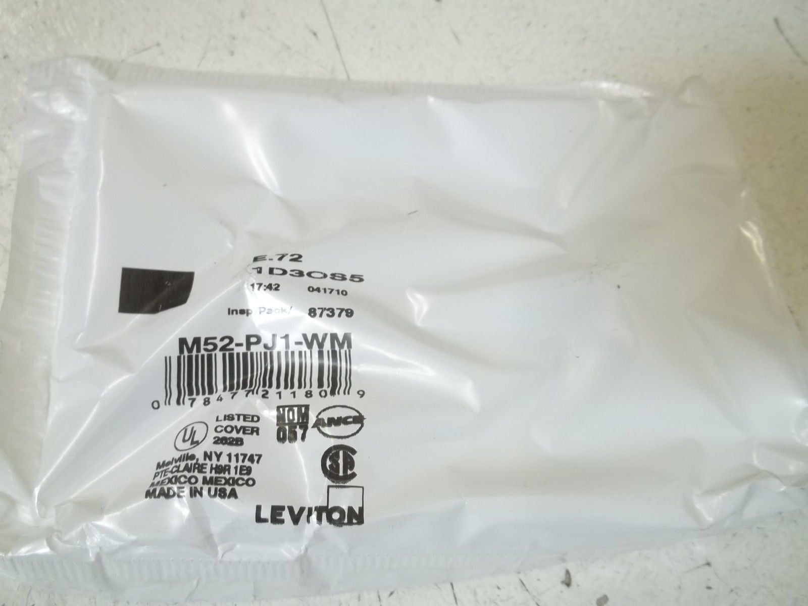 LOT OF 7 LEVITON M52-PJ1-WM UNBREAKABLE NYLON WALLPLATES*NEW IN BOX*