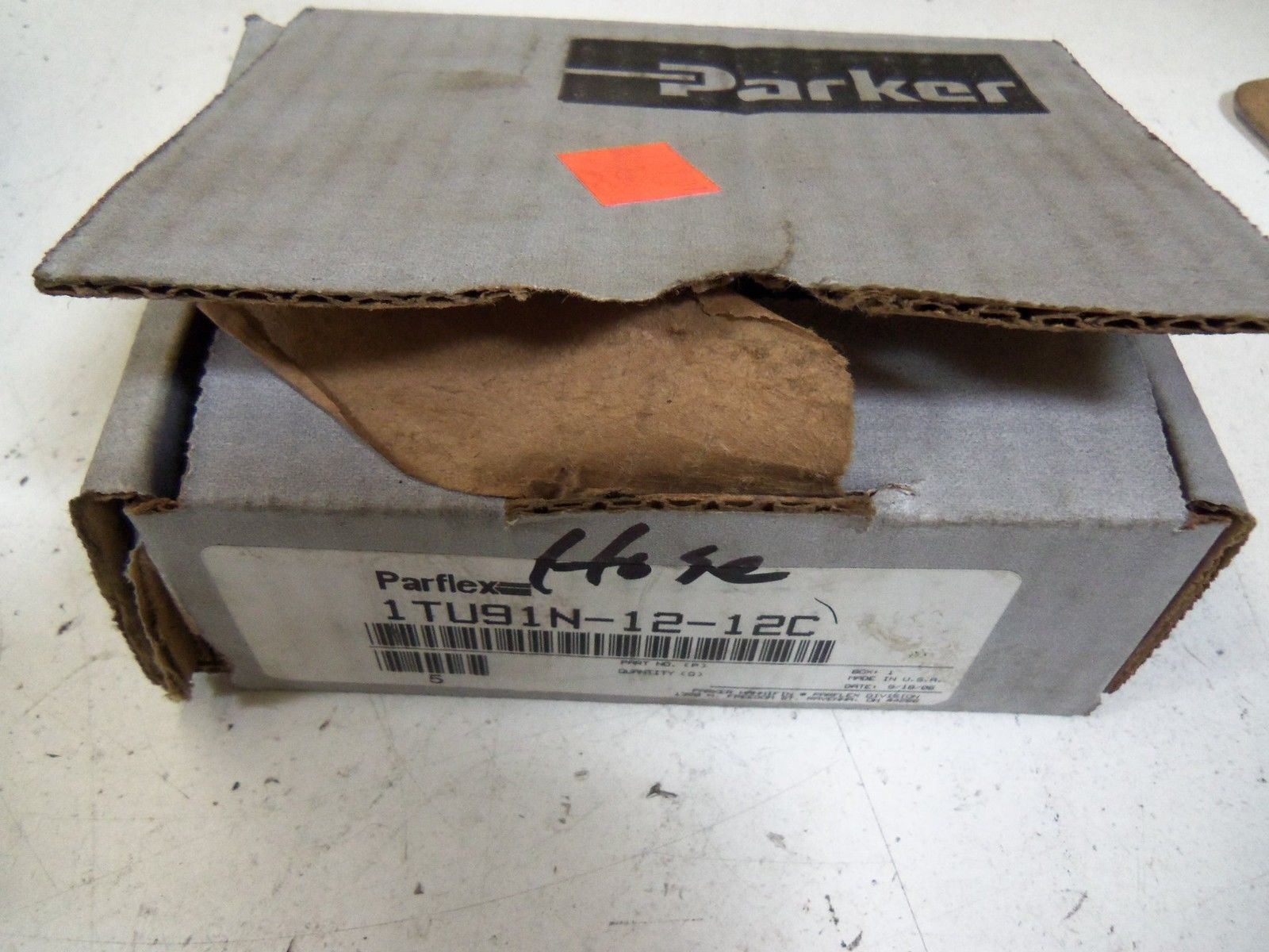 LOT OF 7 PARKER 1TU91N-12-12C TUBE END FITTING *NEW IN BOX*