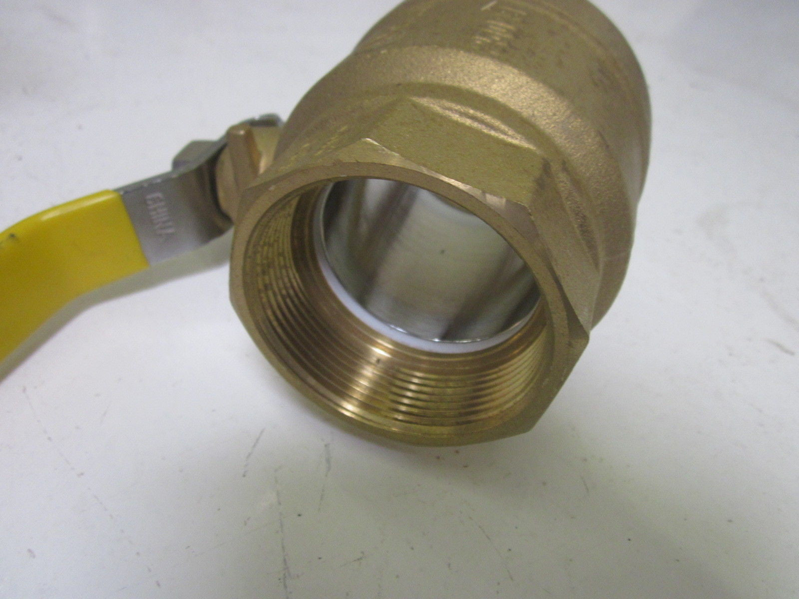APOLLO 600 CWP VALVE 250 PSI  *NEW NO BOX*