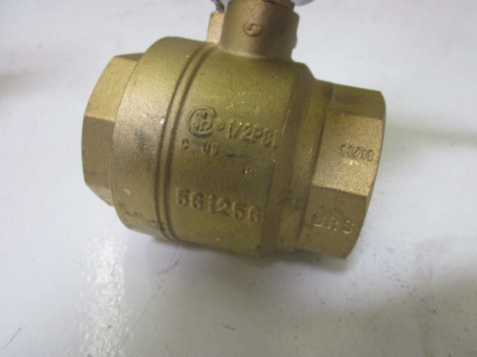 APOLLO 600 CWP VALVE 250 PSI  *NEW NO BOX*