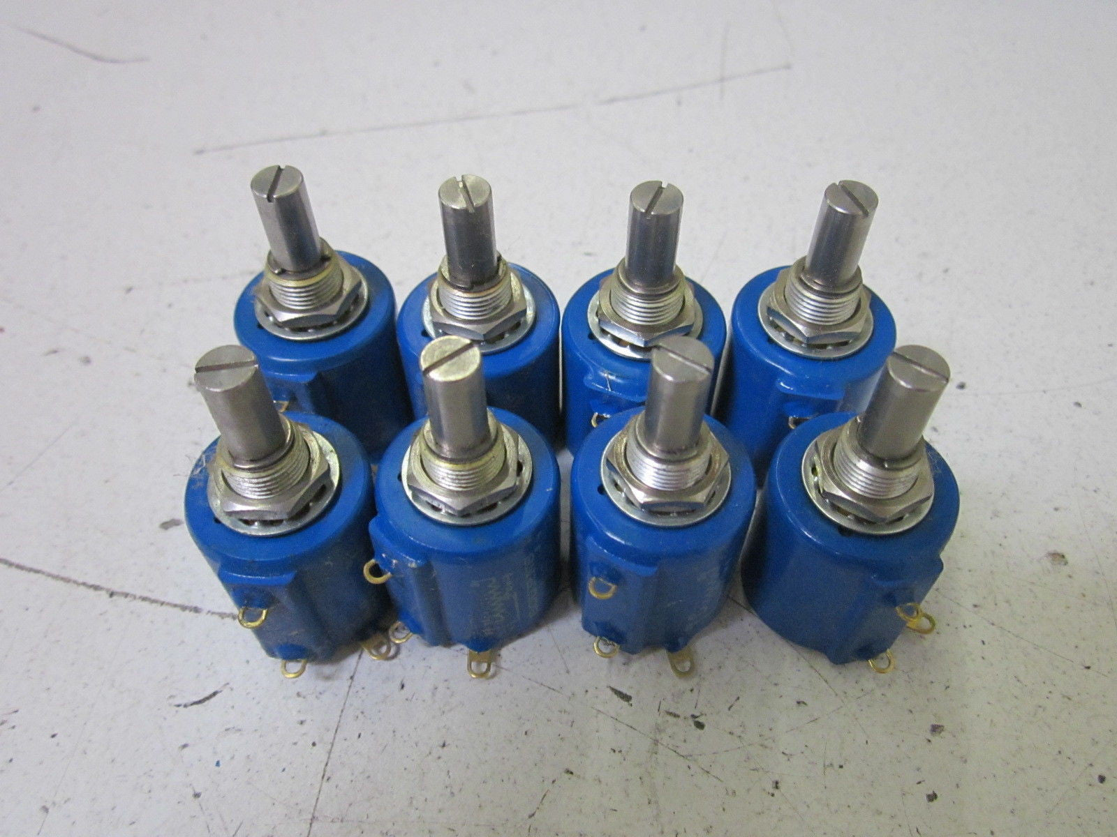 LOT OF 8 BOURNS 3500S-2-501 *NEW NO BOX*