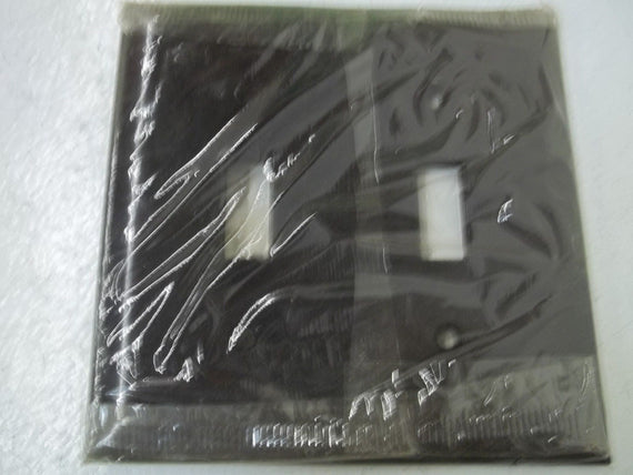 LOT OF 8  BRYANT 71072 TWO GANG SWITCH (BROWN) *NEW IN BOX*