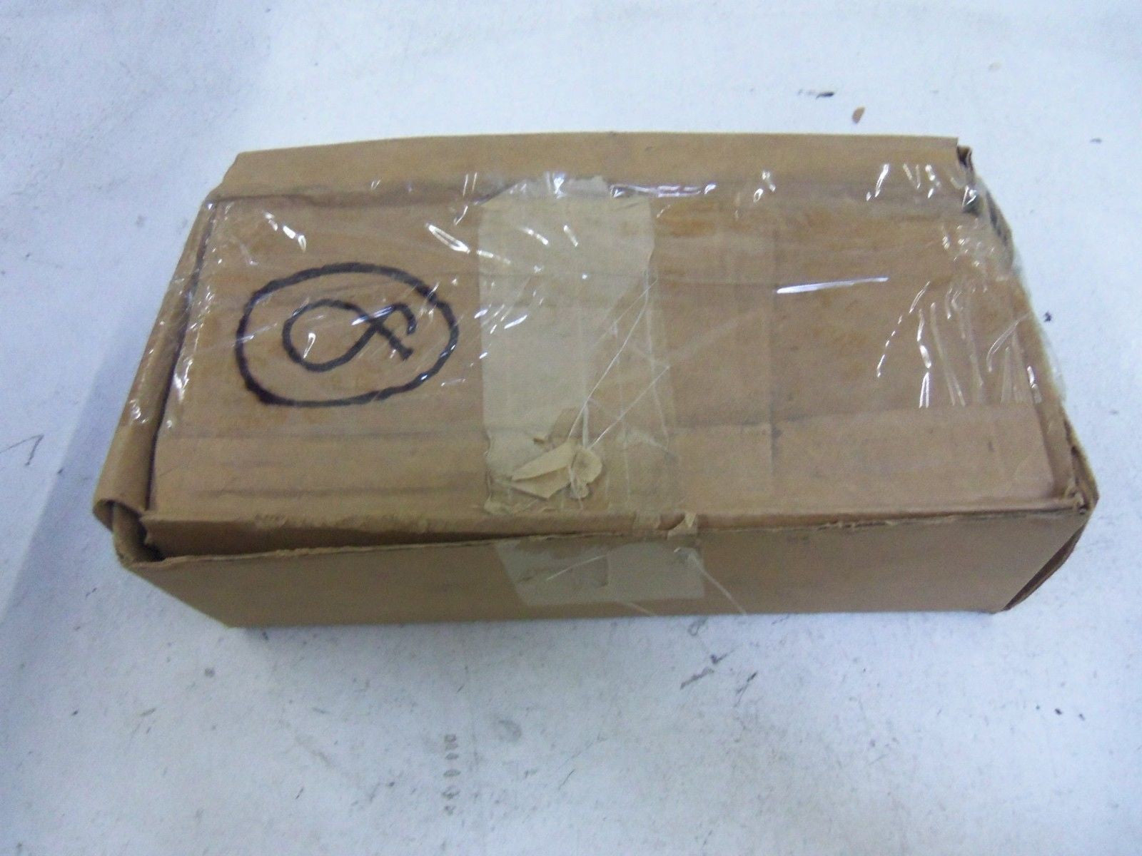 LOT OF 8 CROUSE-HINDS COOPER LB37 CONDUIT *NEW IN BOX*