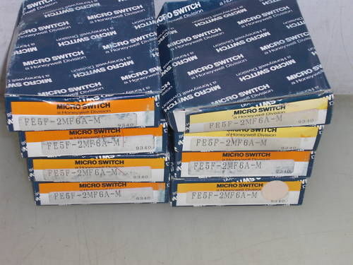 LOT OF 8 MICROSWITCH FE5F-2MF6A-M *NEW*