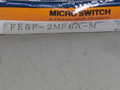 LOT OF 8 MICROSWITCH FE5F-2MF6A-M *NEW*