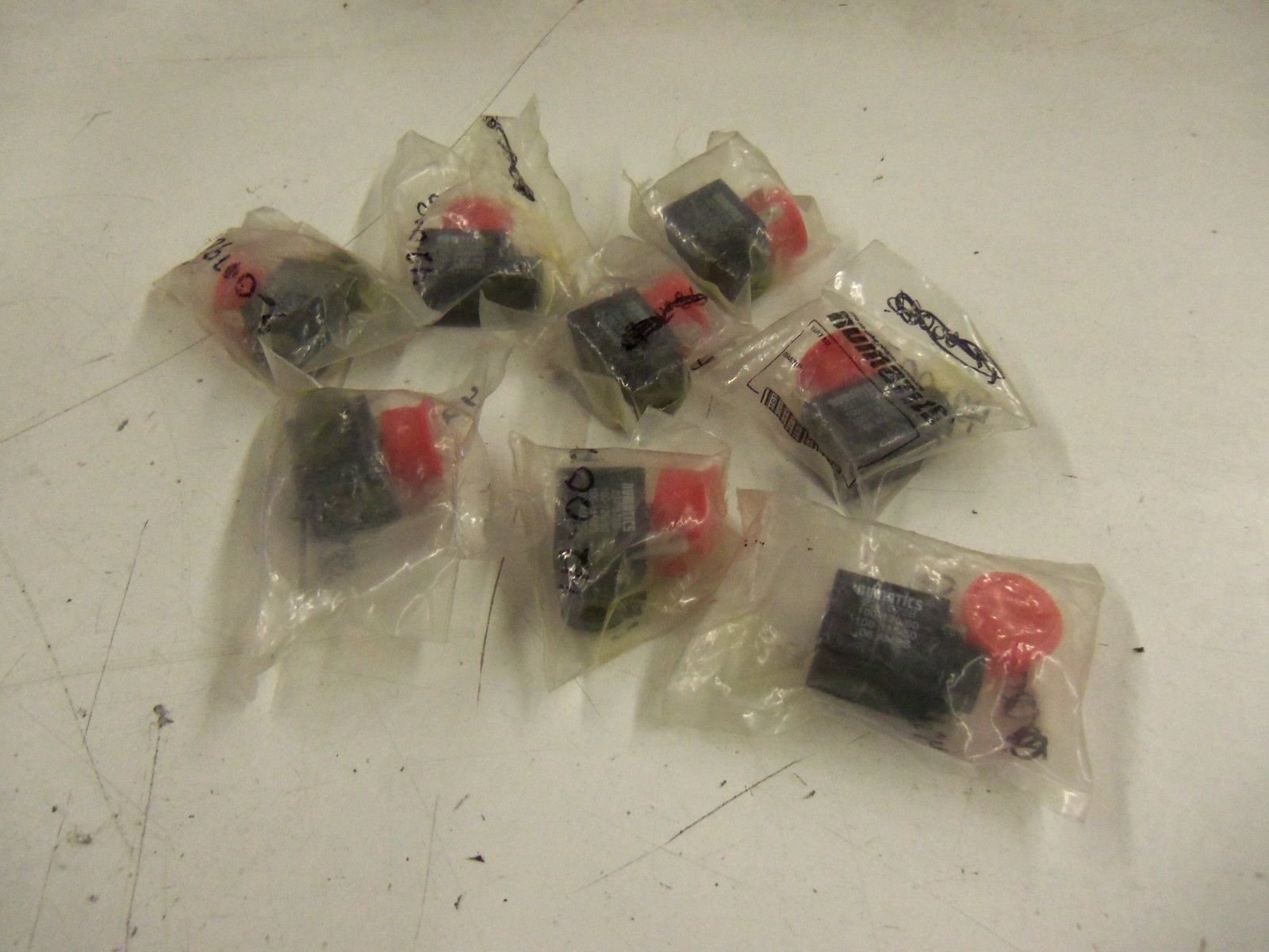 LOT OF 8 NUMATICS 237-572B *NEW IN BAG*
