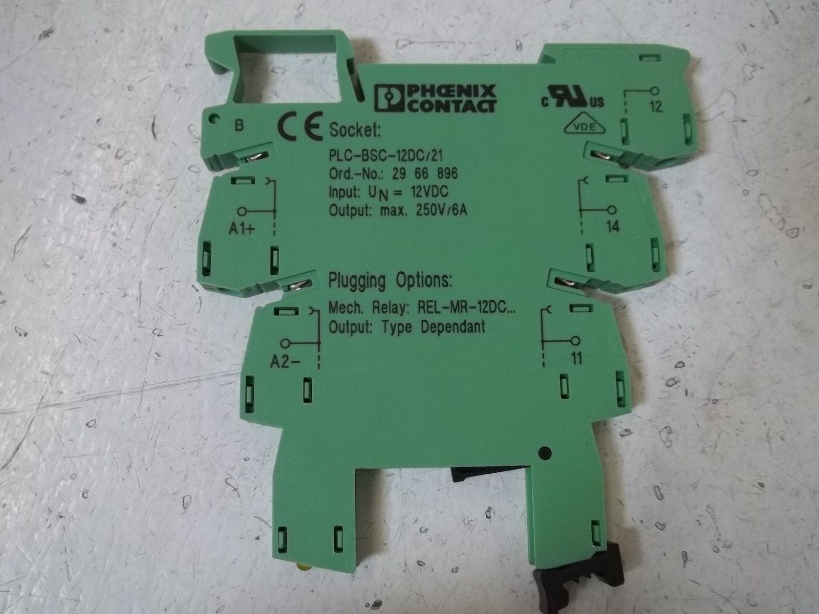 LOT OF 8 PHOENIX CONTACT PLC-BSC-12DC/21 TERMINAL BLOCK *NEW IN BOX*
