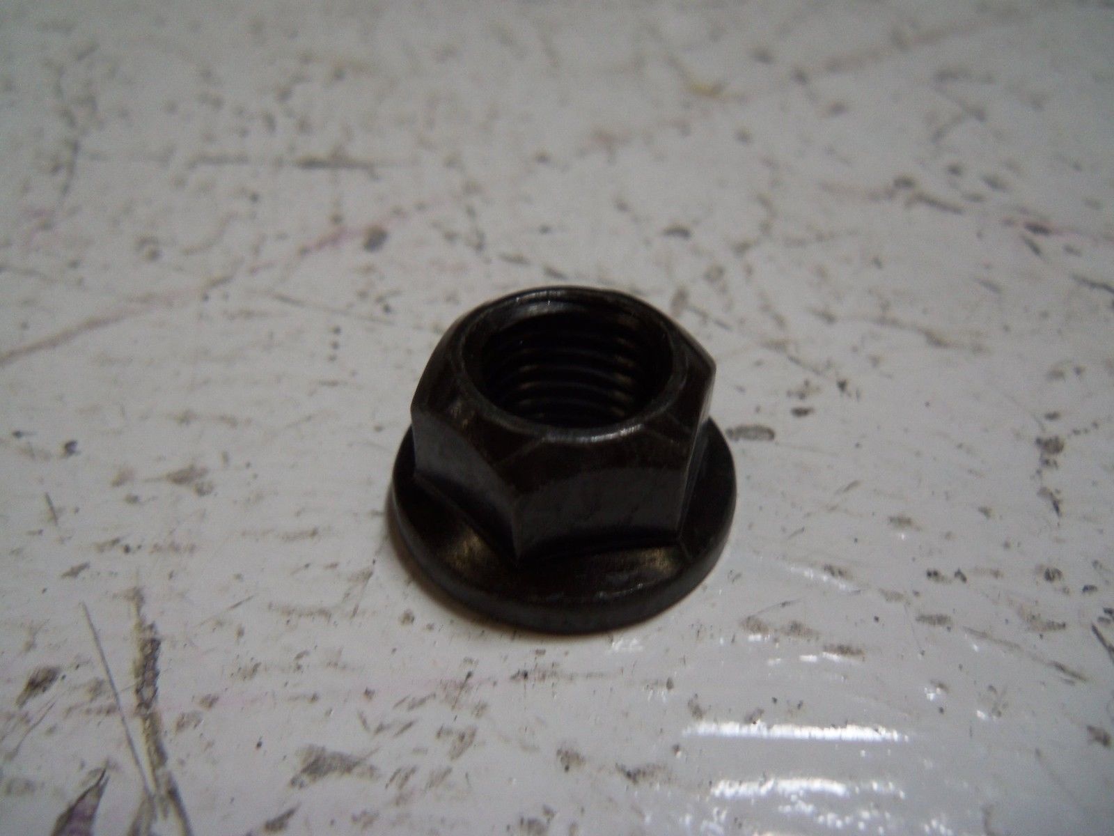 LOT OF 8 YAMAHA GENUINE 90185-10154 SELF LOCKING NUT *NEW IN FACTORY BAG*