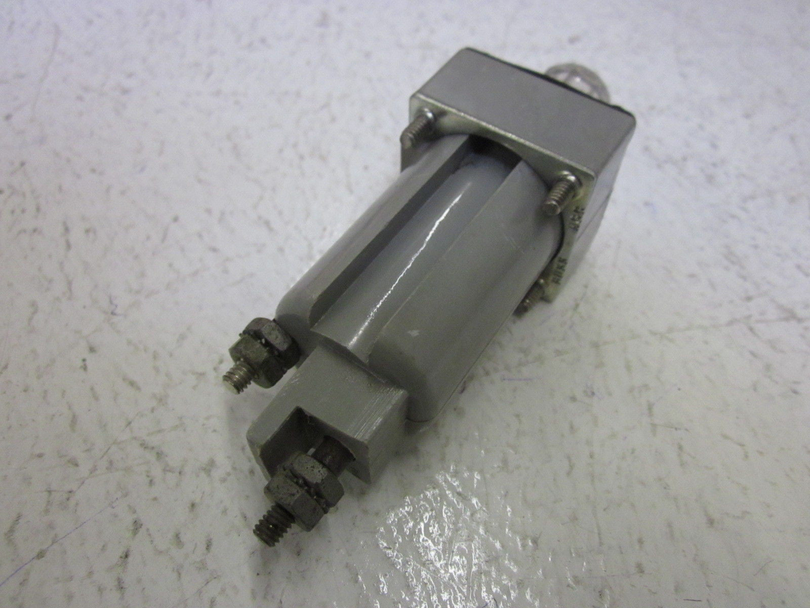 LOT OF 9 8943 90-500V-30A *USED*