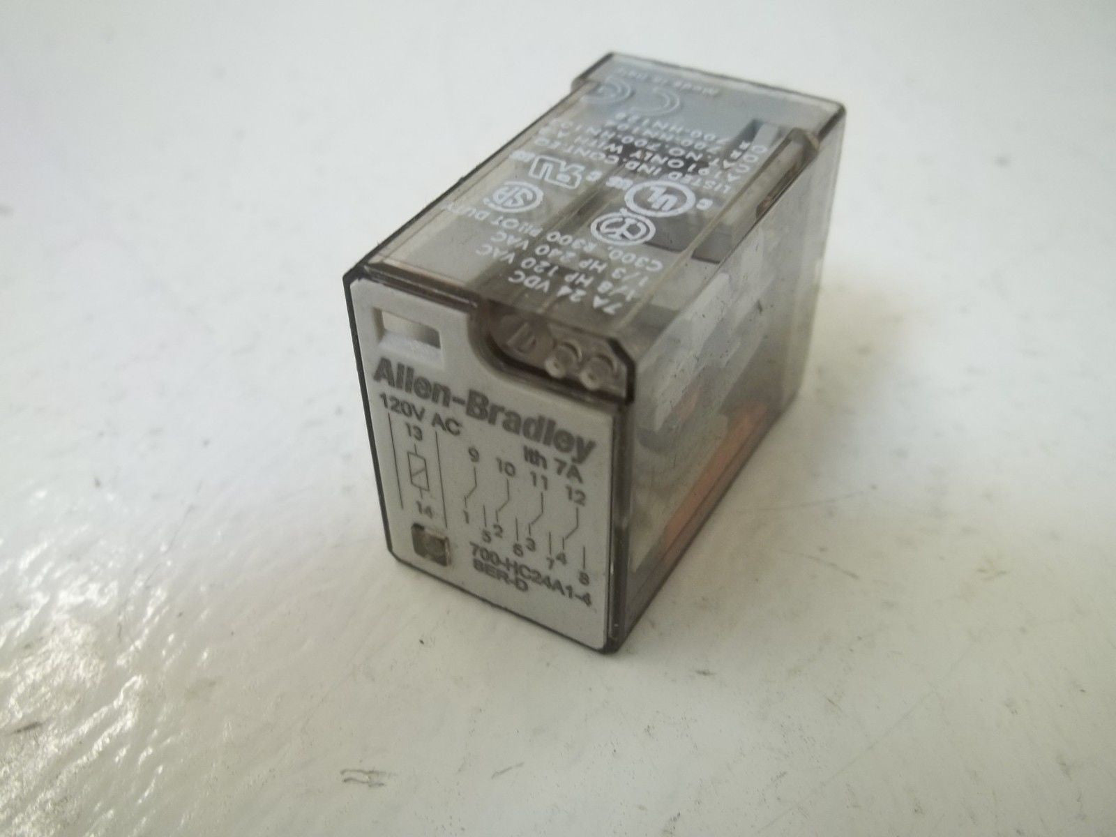 LOT OF 9 ALLEN BRADLEY 700-HC24A1-4 SER.D *USED*