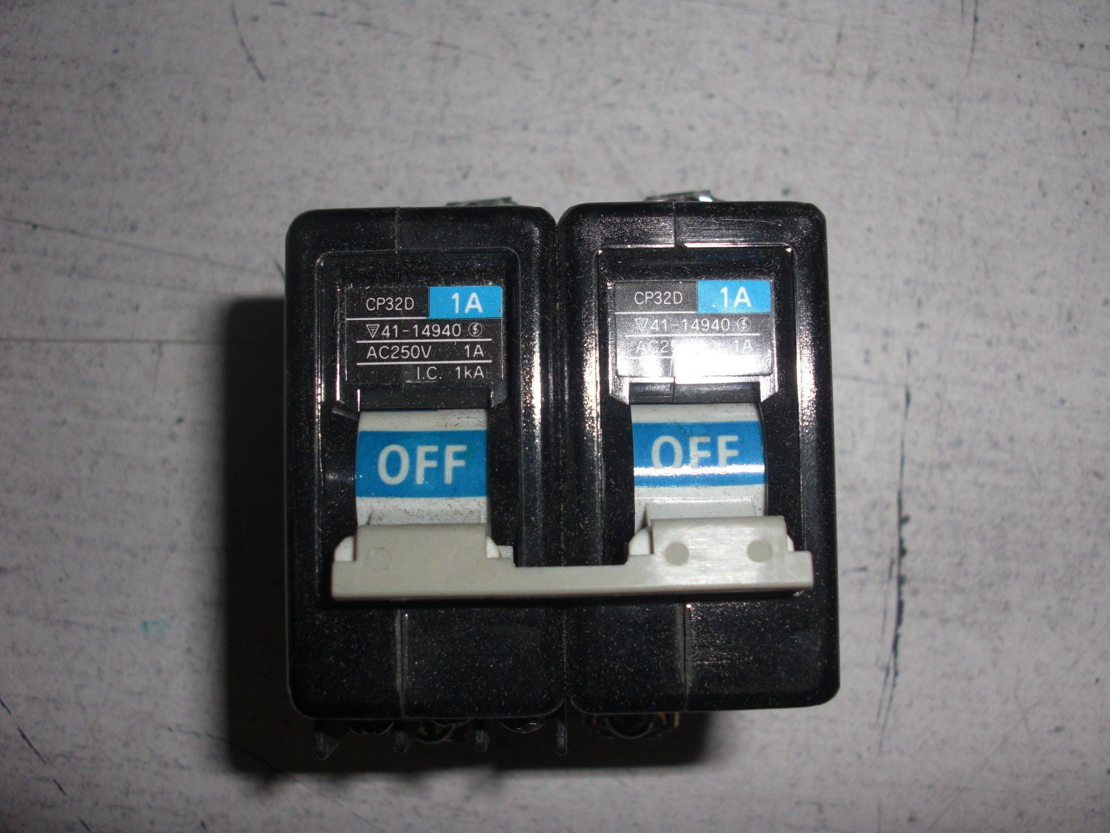 LOT OF 9 FUJI ELECTRIC CP32D *NEW*
