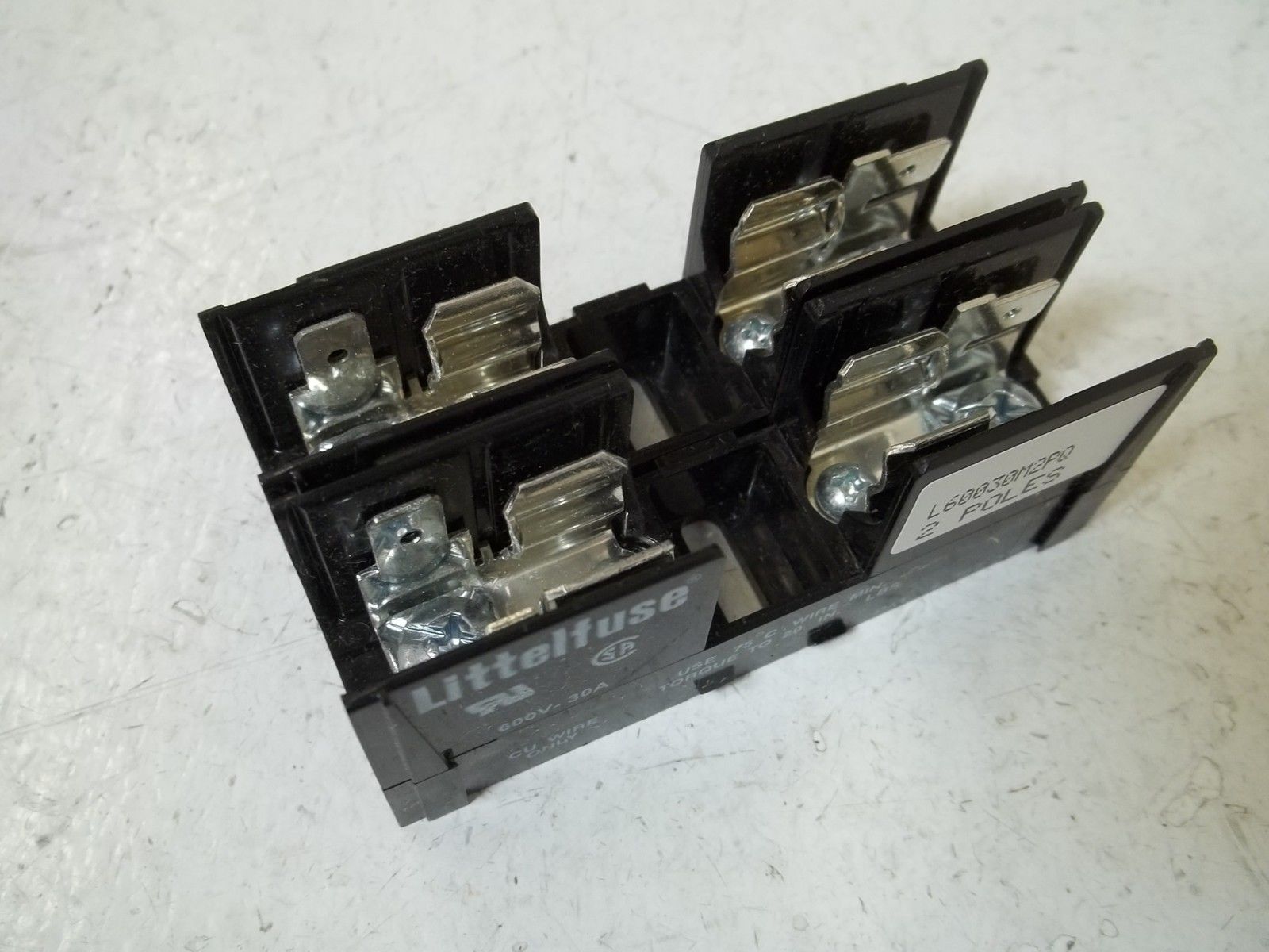 LOT OF 9 LITTLEFUSE L60030M2PQ FUSE HOLDER * NEW IN BOX *