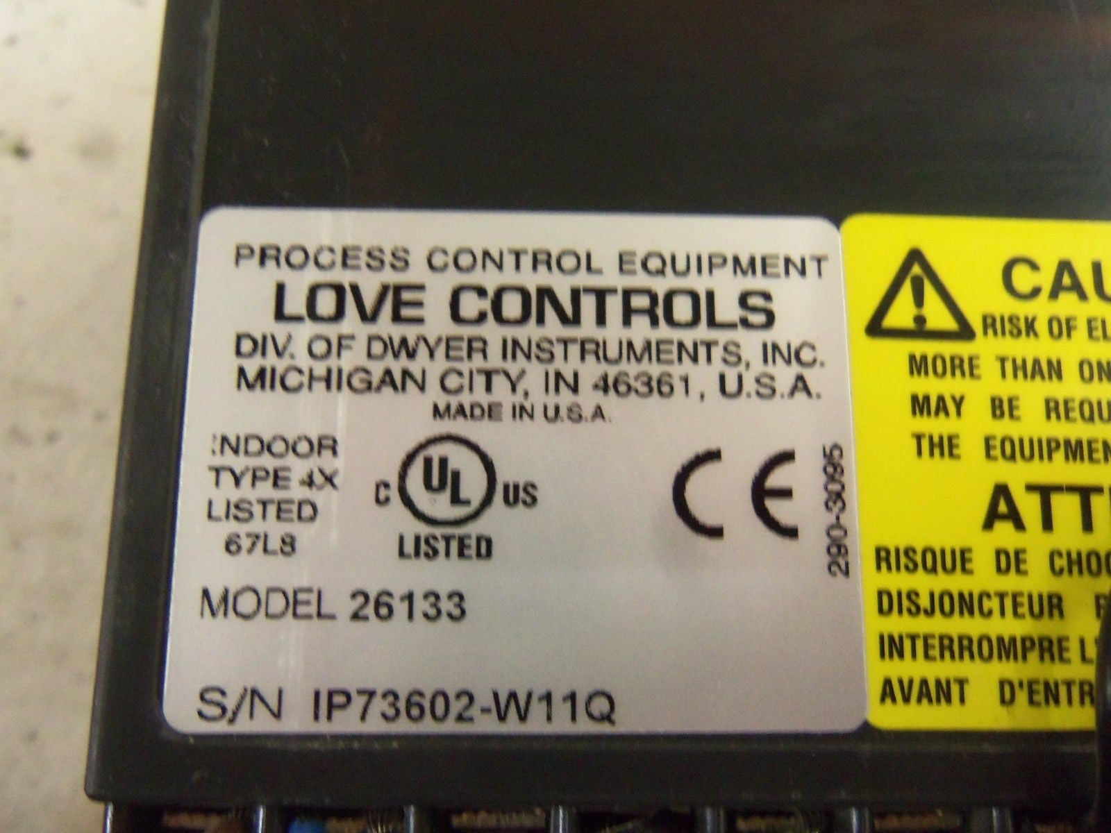 LOVE CONTROLS 26133 TEMPERATURE CONTROLLER *USED*