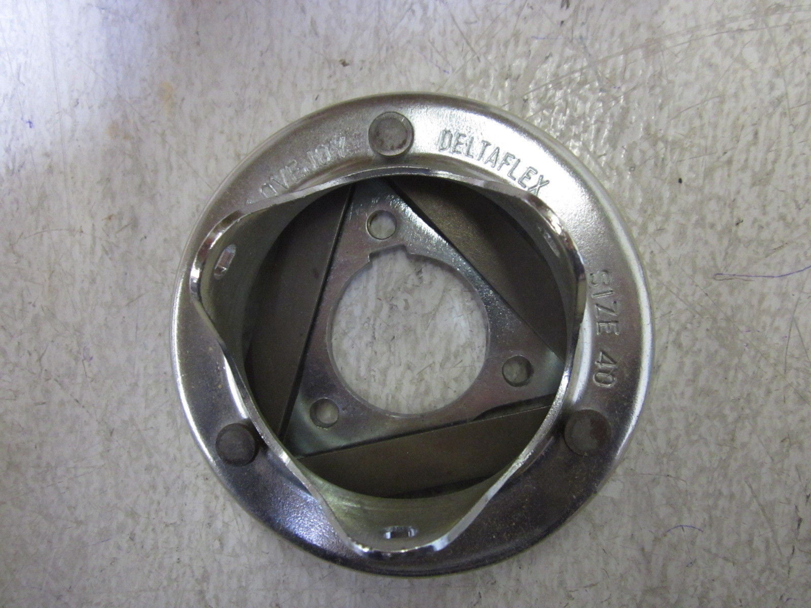 LOVEJOY 68514439023 40 DLT OUTER FLANGE *NEW IN BOX*