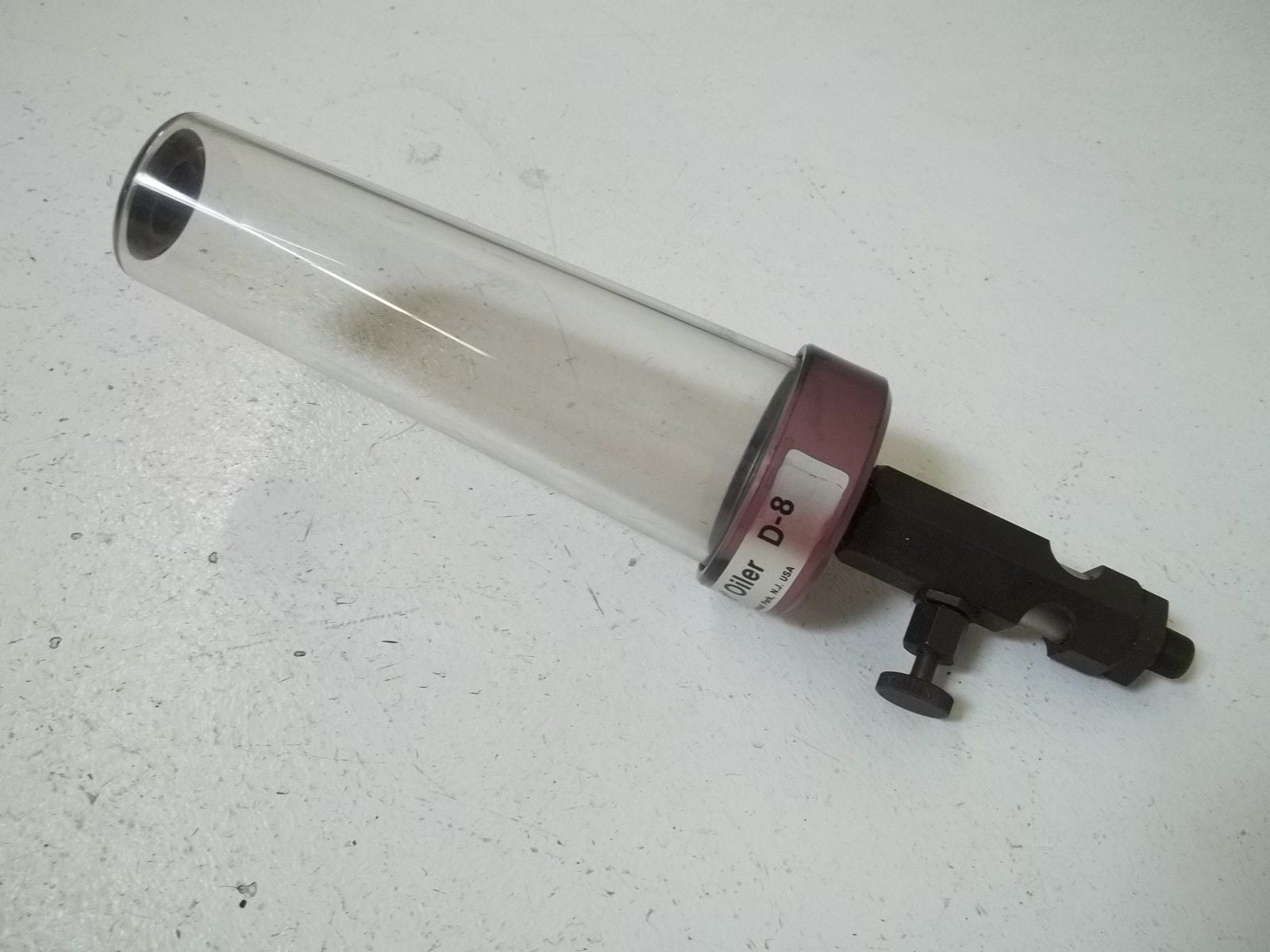 LUBE/SYSTEMS INC. MODEL D8 LUBE SITE OILER LUBRICATOR *NEW IN BOX