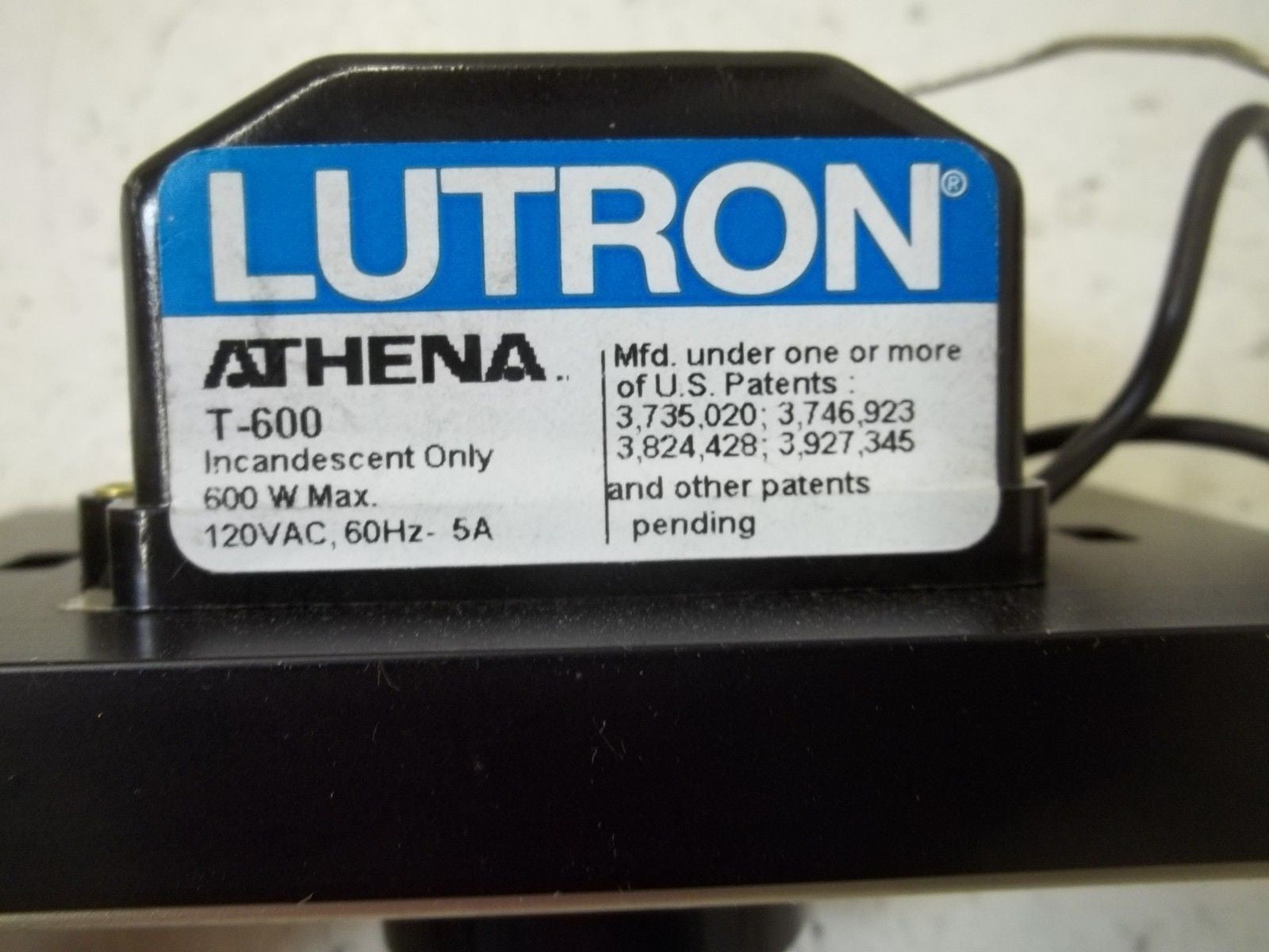 LUTRON 5A314 COMMERCIAL GRADE ROTARY DIMMER *USED*