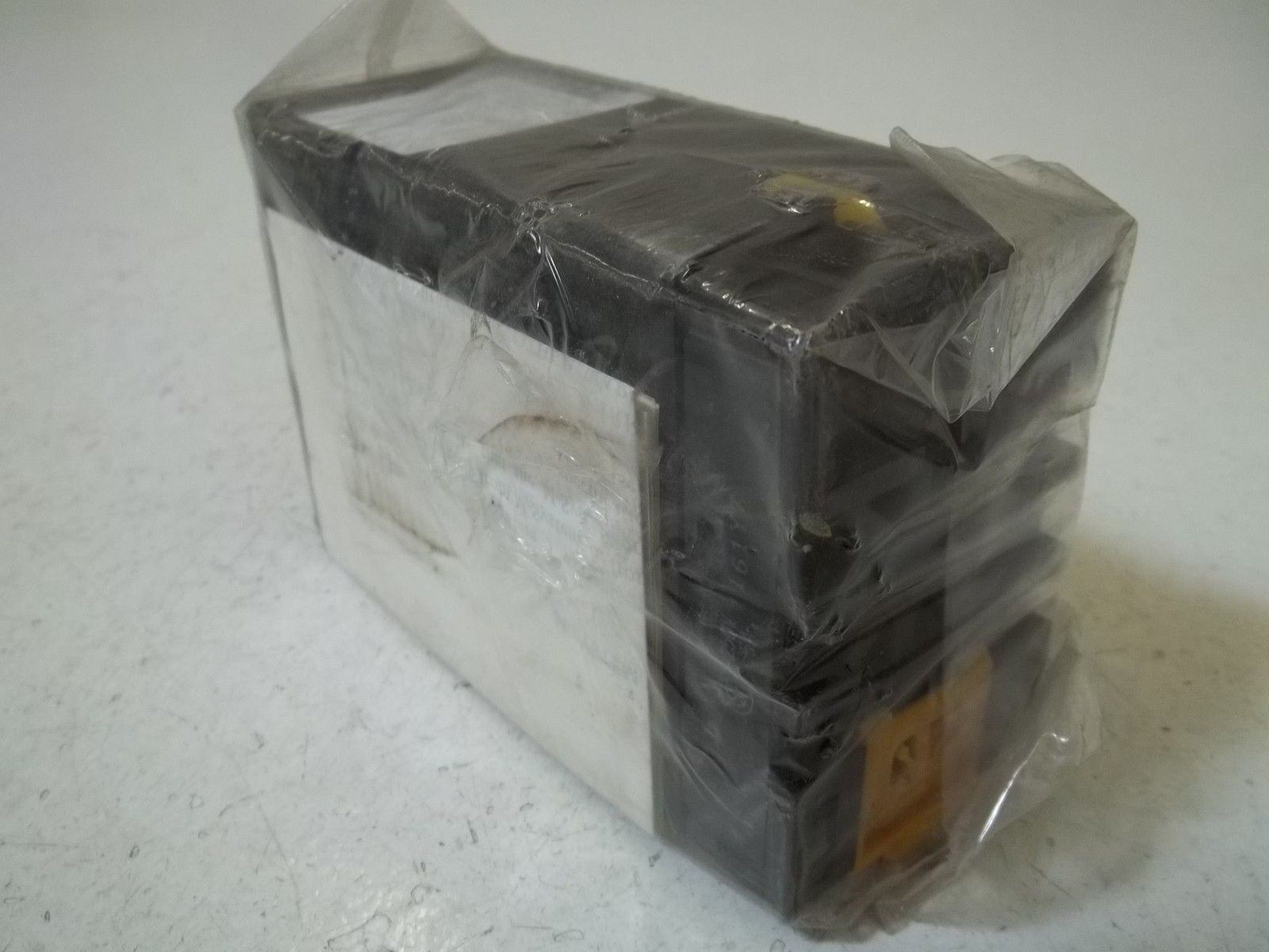 M-SYSTEM KVS-AA-F SIGNAL CONDITIONER *NEW IN BOX*