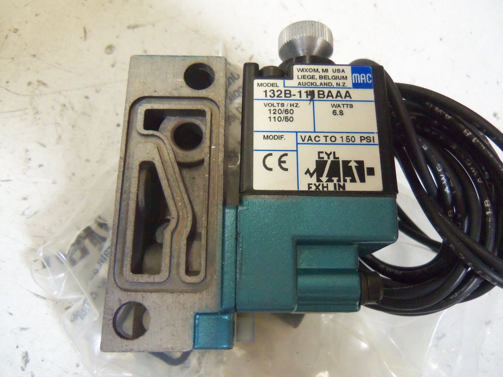 MAC 132B-114BA-BAAE *NEW IN BOX*
