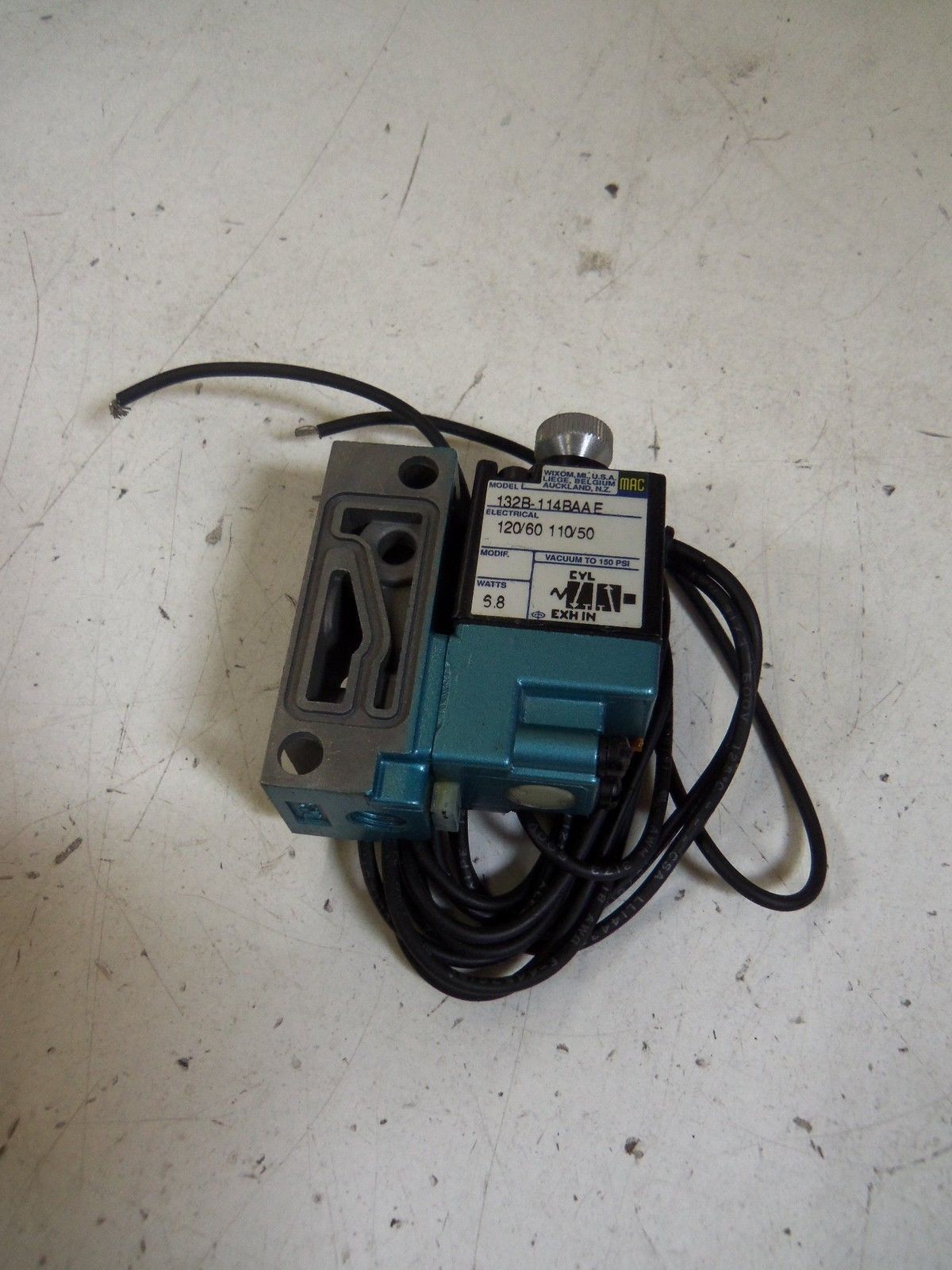MAC 132B-114BAAE *NEW NO BOX*