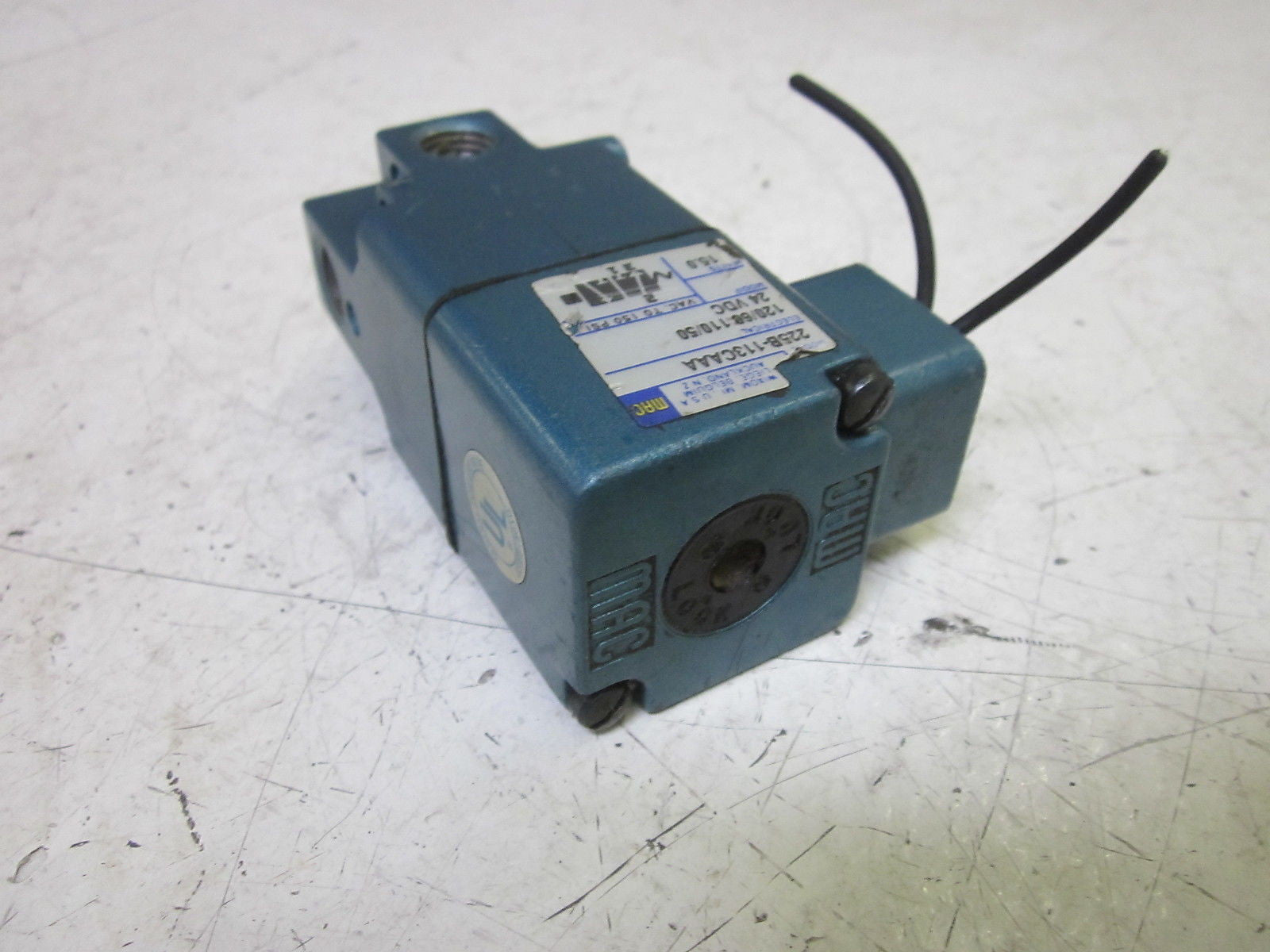 MAC 225B-113CAAA SOLENOID VALVE 24VDC *USED*