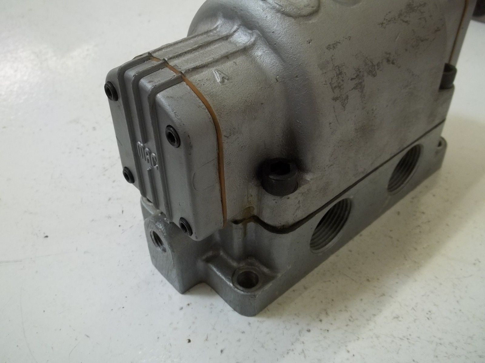 MAC 2738G-2 *USED*