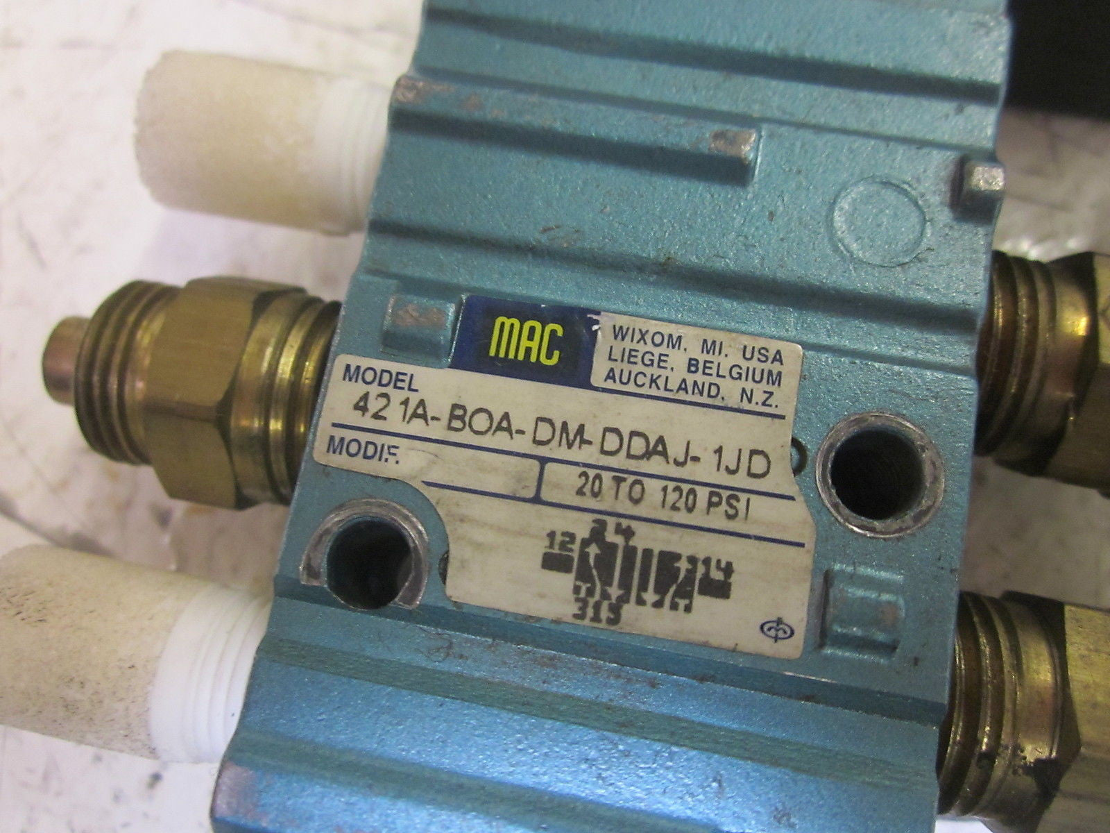 MAC 421A-BOA-DM-DDAJ-1JD VALVE 24VDC  *USED*