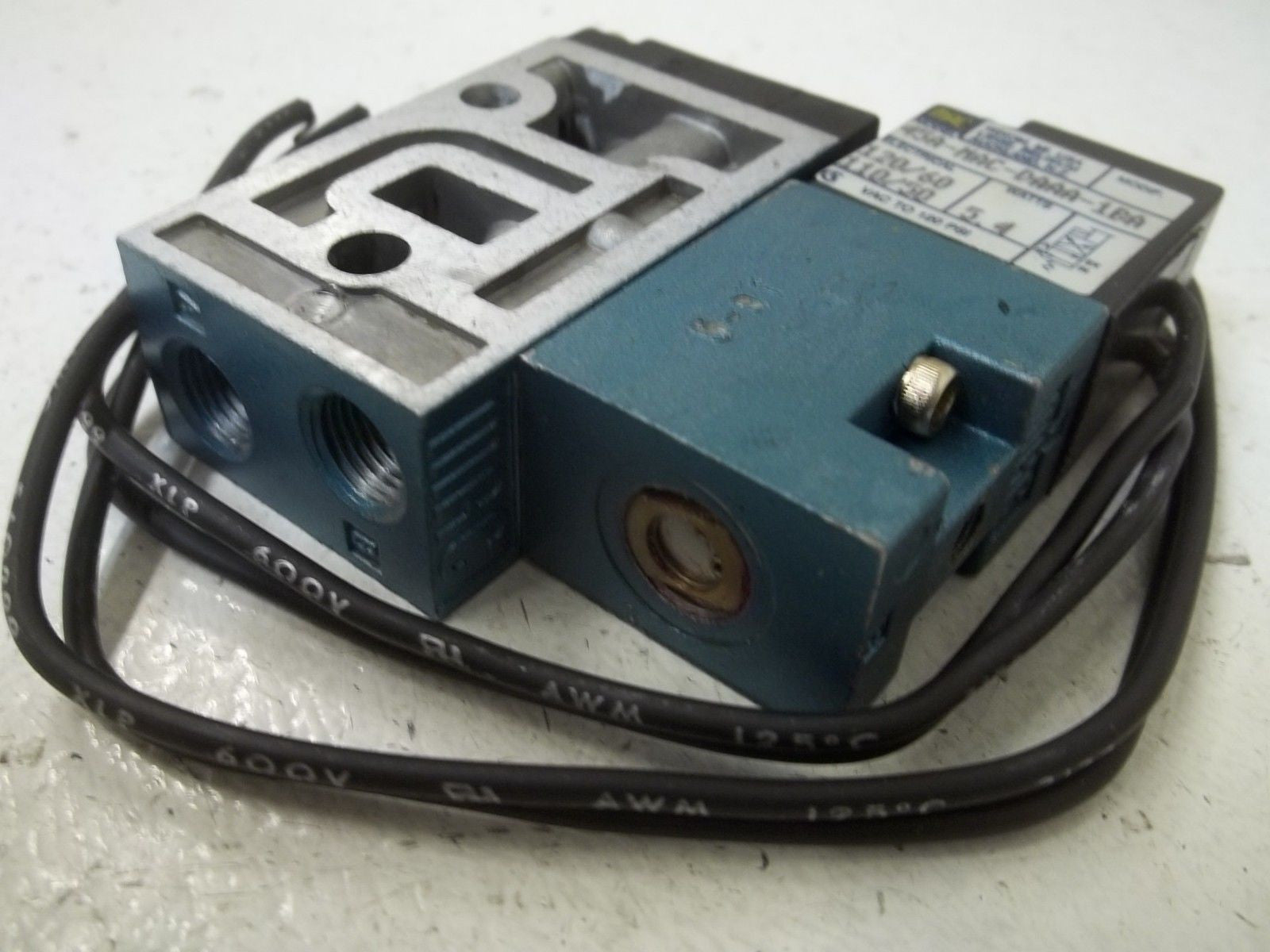 MAC 45A-MAC-DAAA-1BA SOLENOID VALVE *NEW NO BOX*