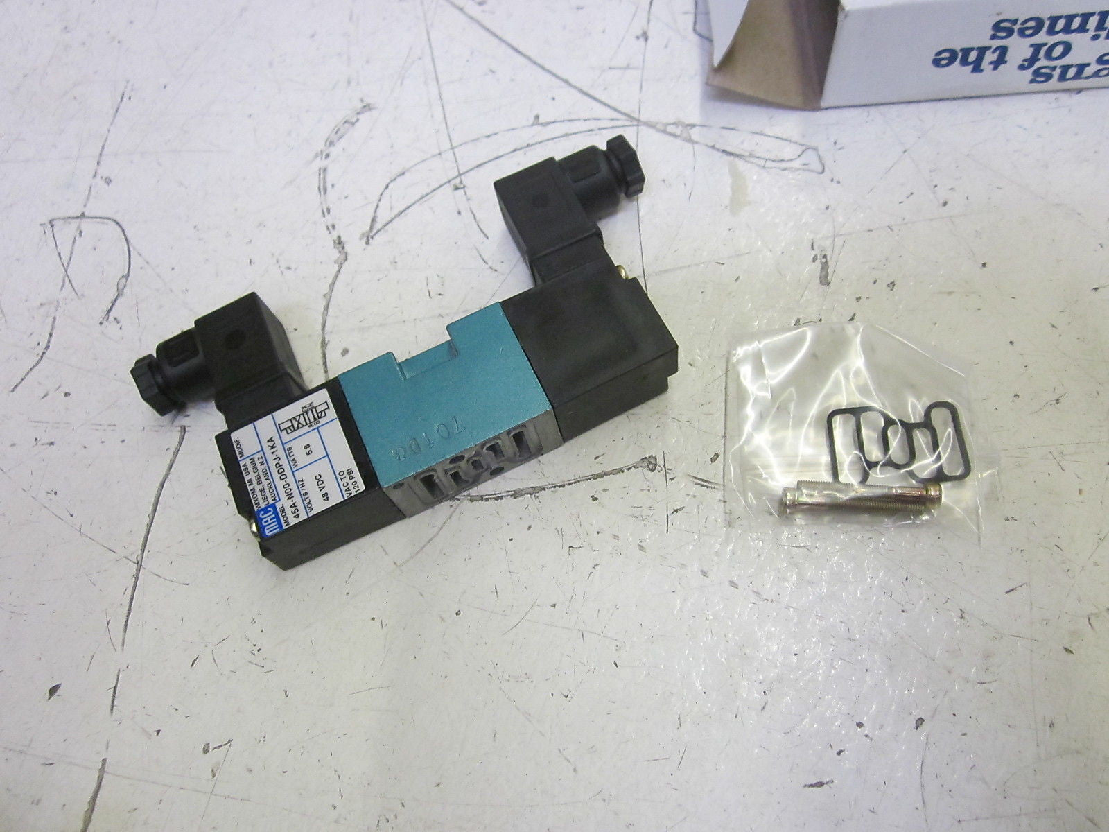 MAC 45A-N00-DDPJ-1KA SOLENOID VALVE 48VDC *NEW IN BOX*