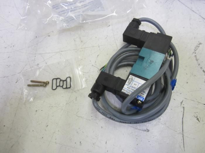 MAC 45A-N00-DDPJ-1KA SOLENOID VALVE 48VDC (AS PICTURED) *NEW IN BOX*