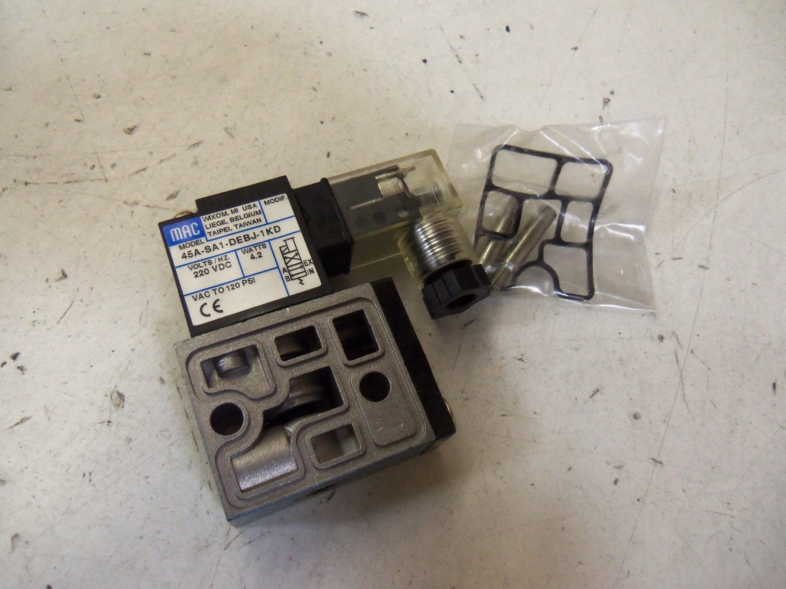 MAC 45A-SA1-DEBJ-1KD *NEW NO BOX*