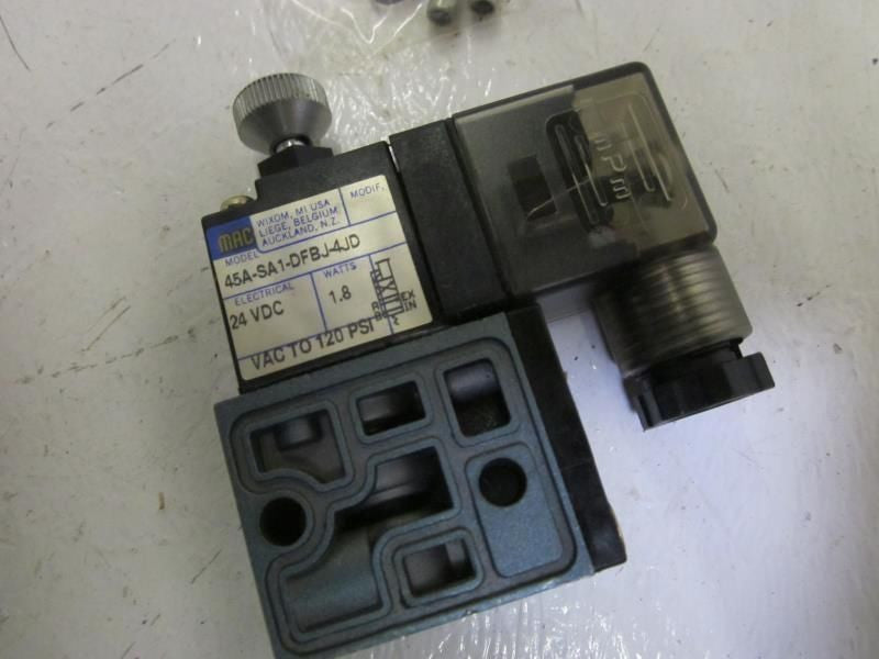 MAC 45A-SA1-DFBJ-4JD PNEUMATIC VALVE *NEW IN BOX*