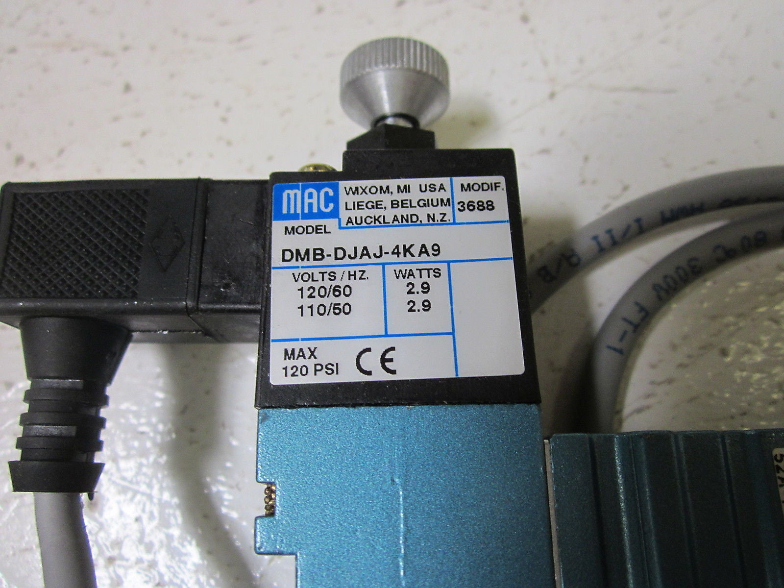 MAC 52A-14-B0C-DM-DJAJ-4KA9  VALVE *USED*