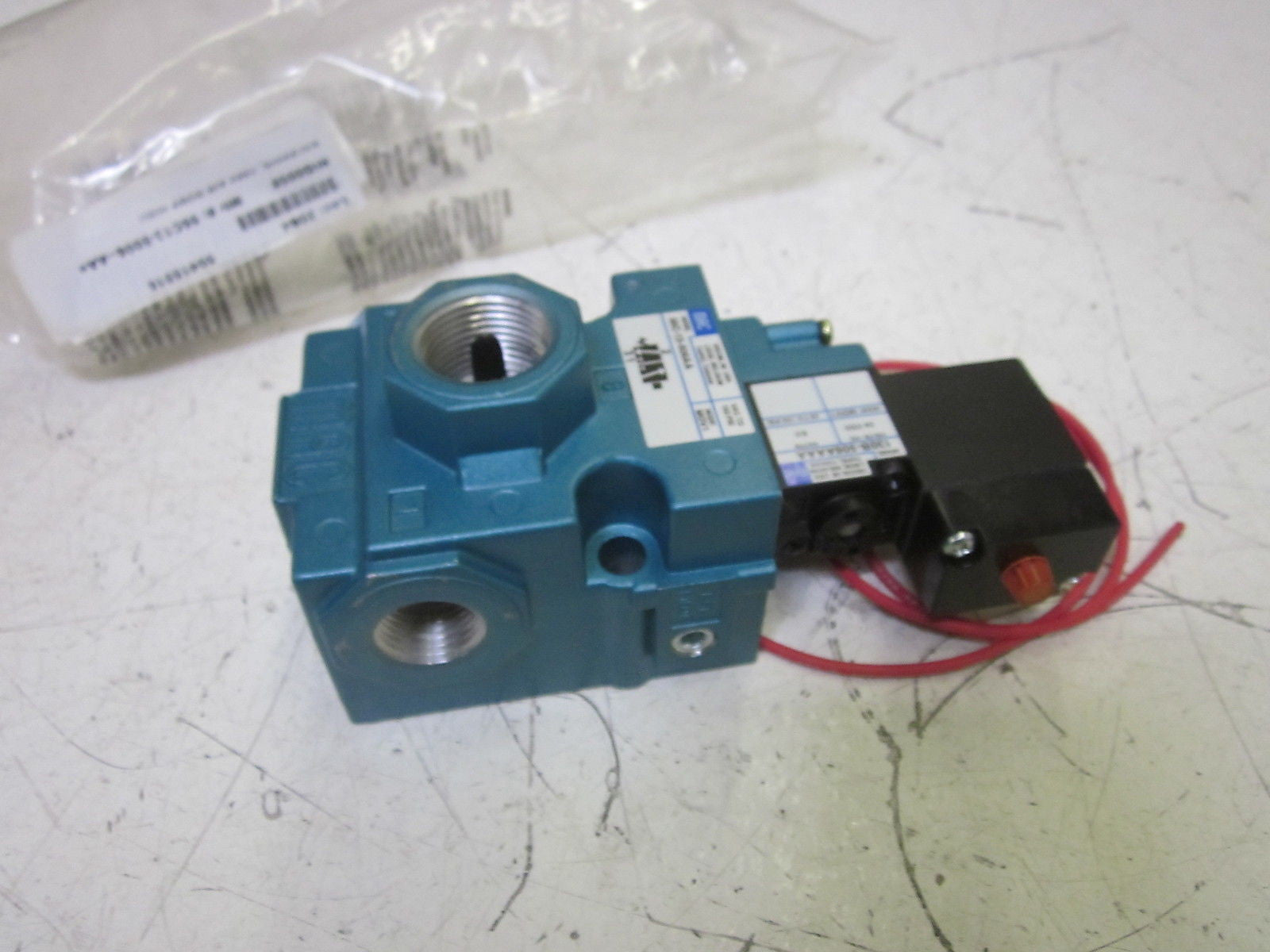 MAC 56C-13-506AA VALVE 24VDC *NEW NO BOX*
