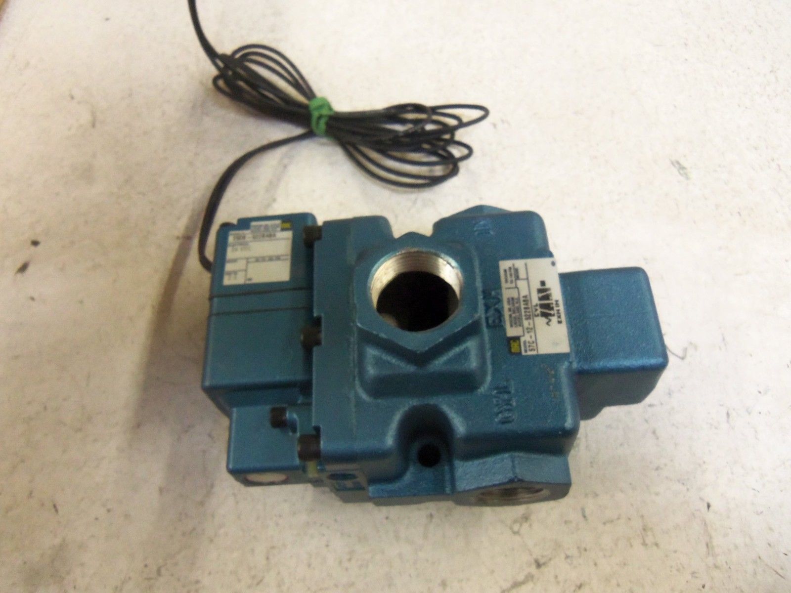 MAC 57C-12-522BABA VALVE *USED*