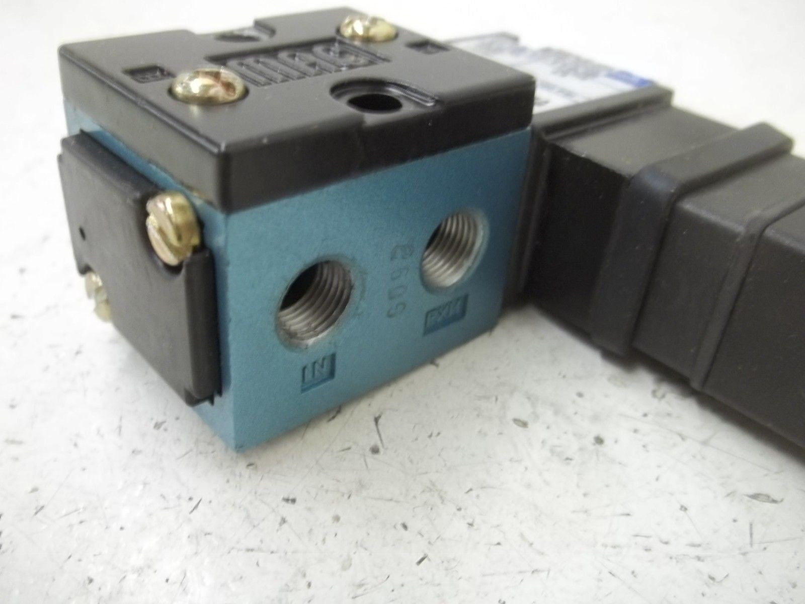 MAC 611B-11-114JB SOLENOID VALVE *USED*