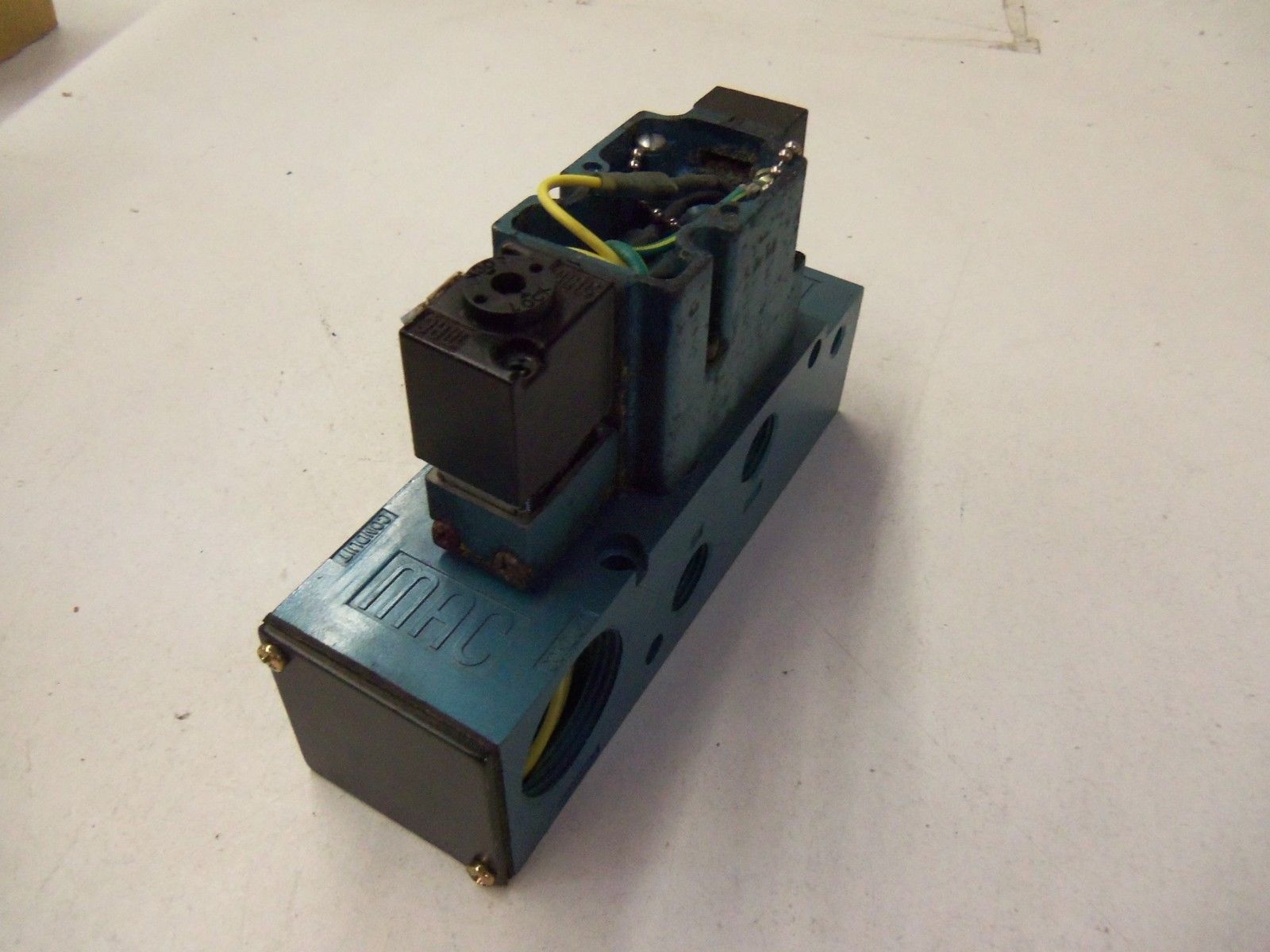 MAC 6211C-511-PM-611DA *USED*