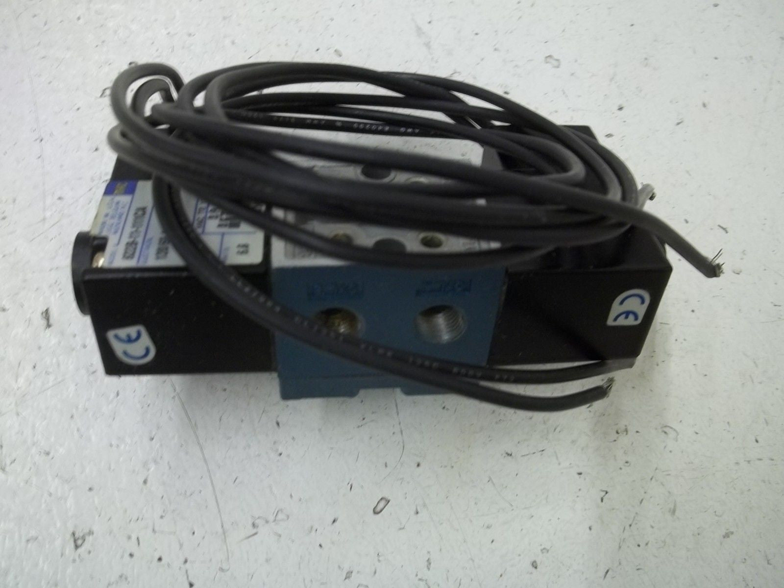 MAC 622B-11-111CA SOLENOID VALVE *USED*