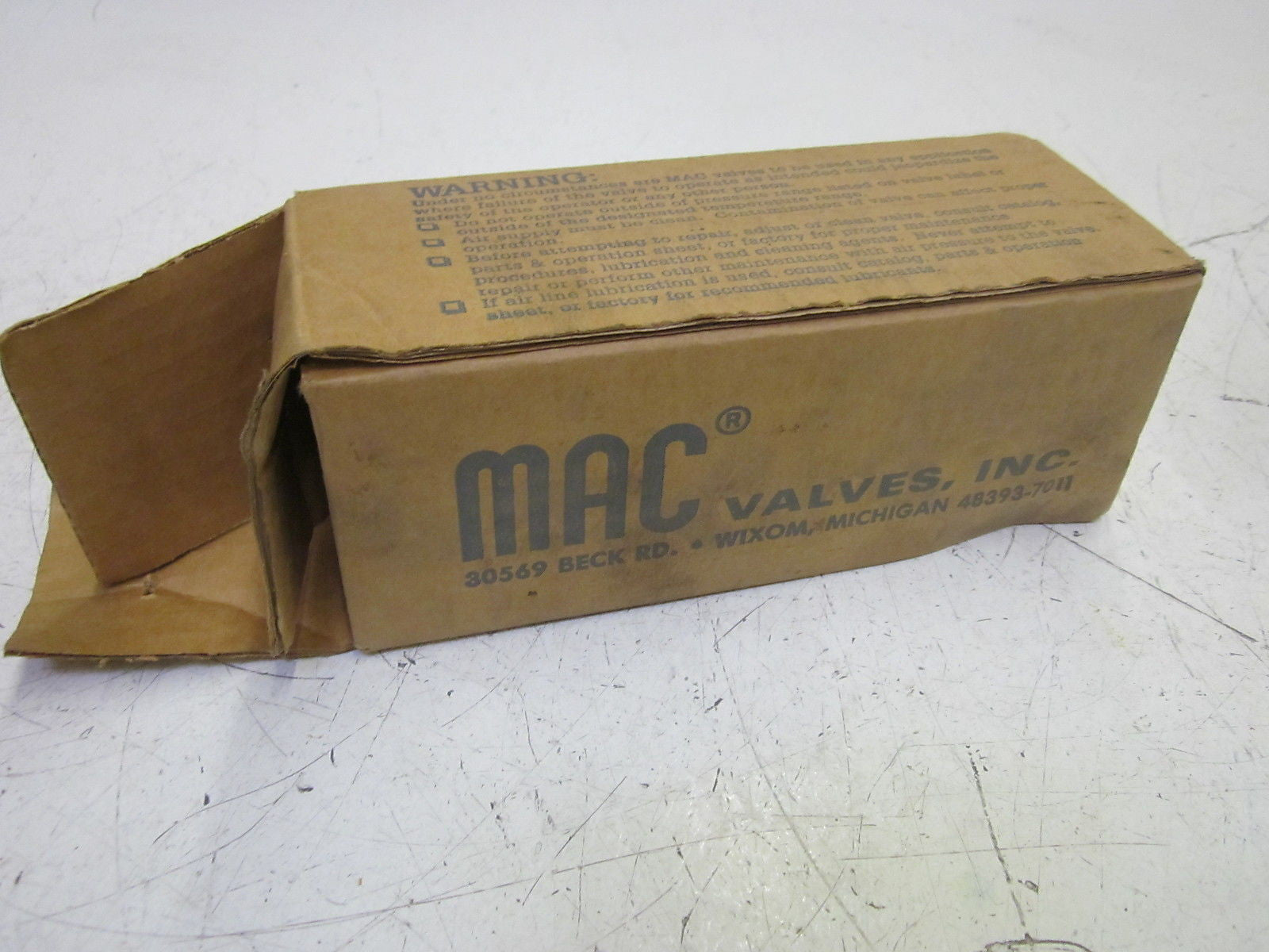 MAC 6321C-000-PM-111DA SOLENOID VALVE 120V *NEW IN BOX*